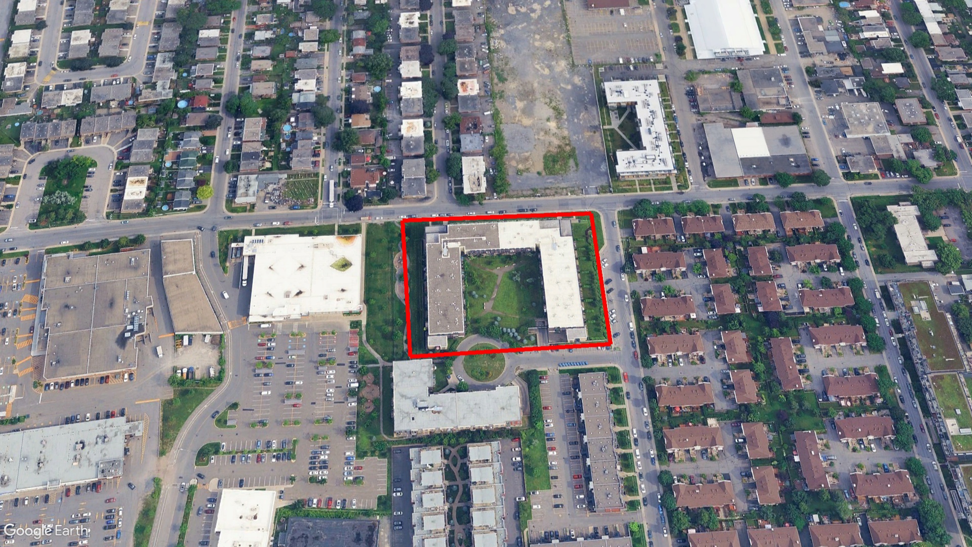 Tax Sale Montreal, Quebec - 052134-42