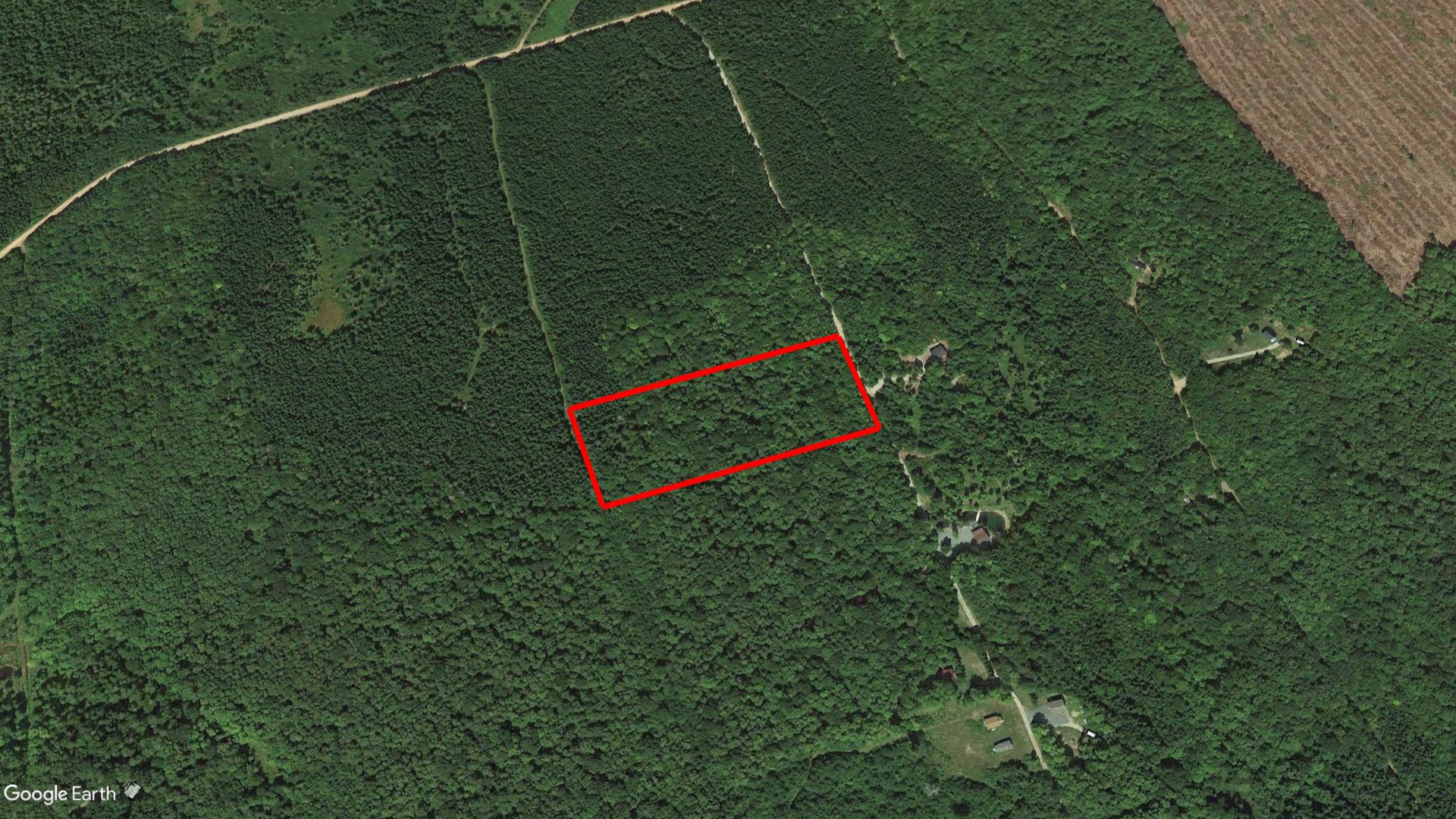 Tax Sale Moncton, New Brunswick - 01743473