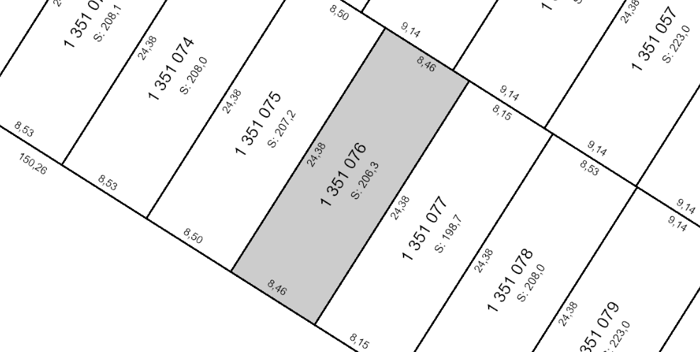 Tax Sale Montreal, Quebec - 030308-76