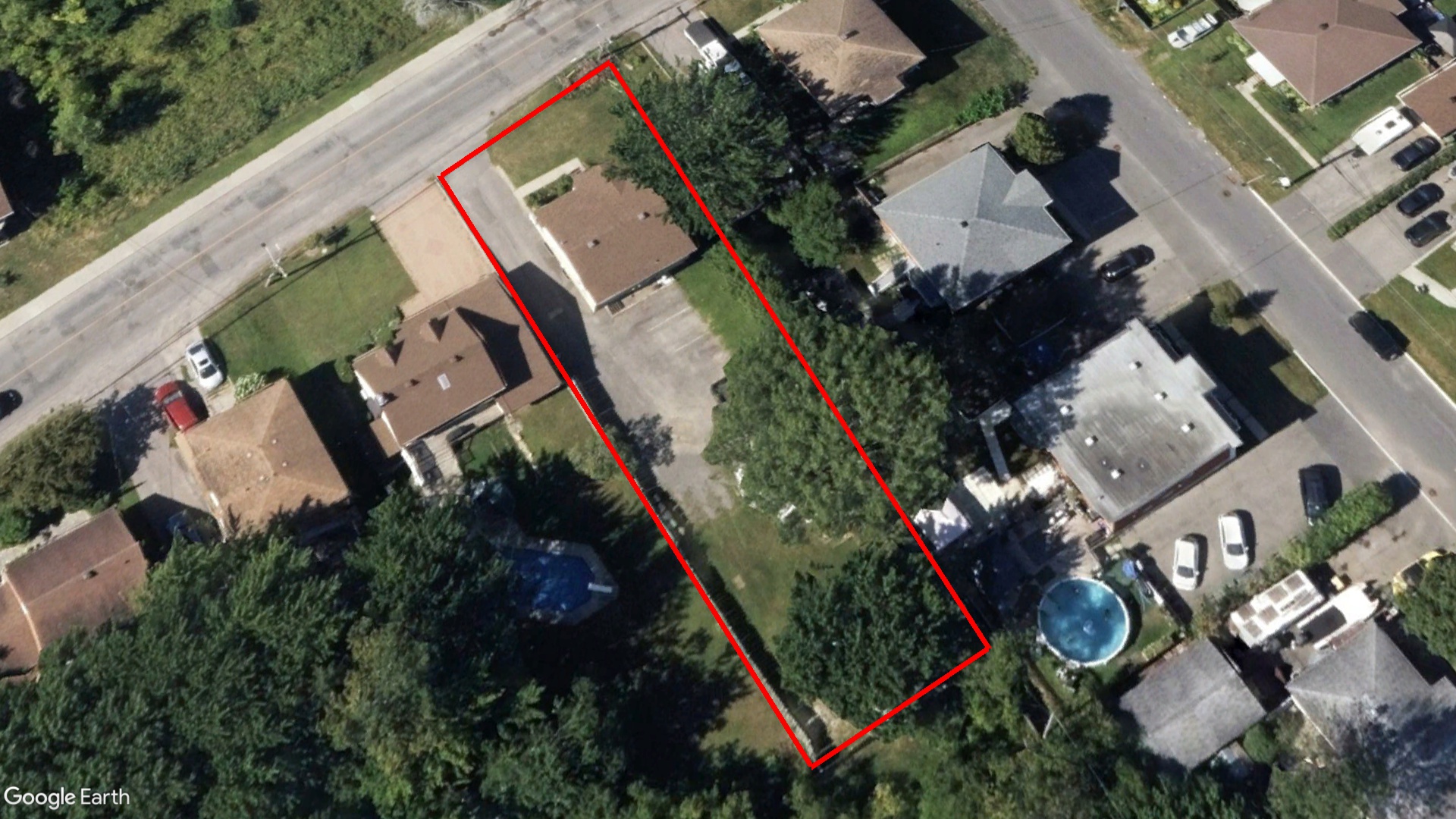 Tax Sale Montreal, Quebec - 040534-55