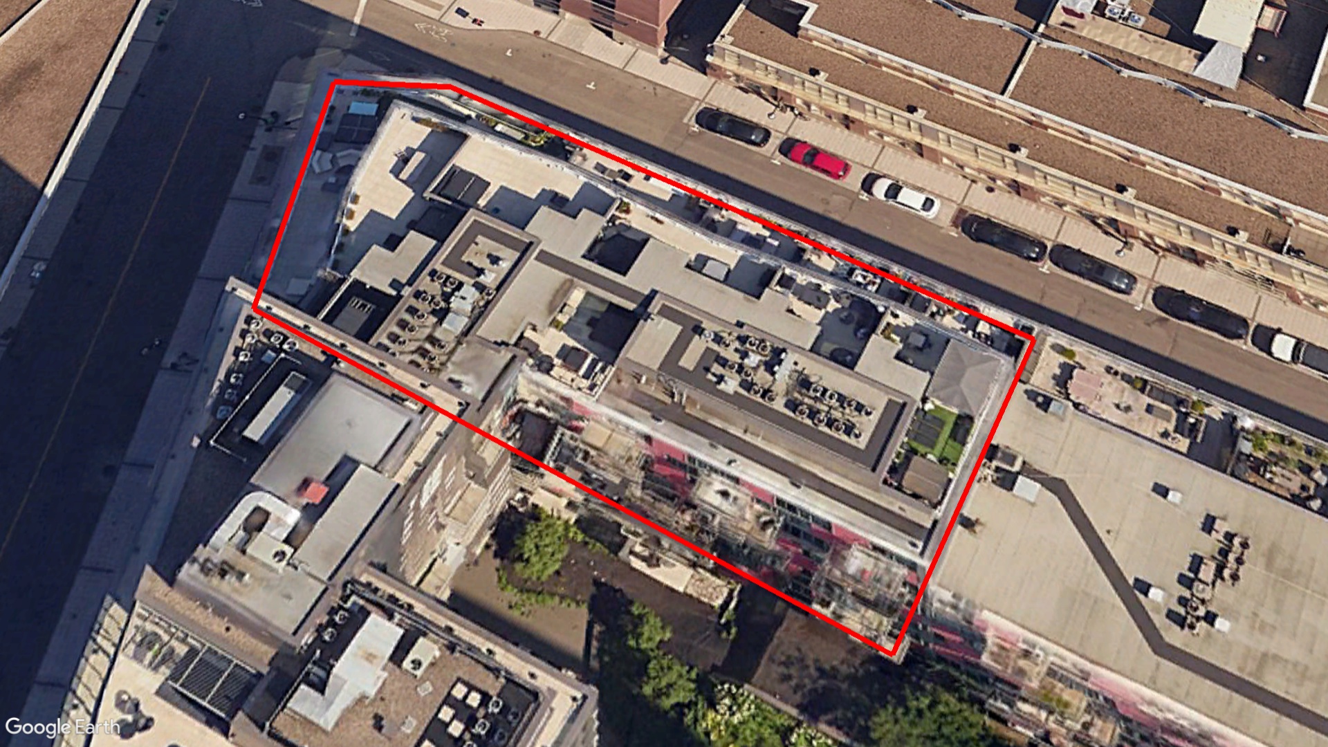 Tax Sale Montreal, Quebec - 120814-04