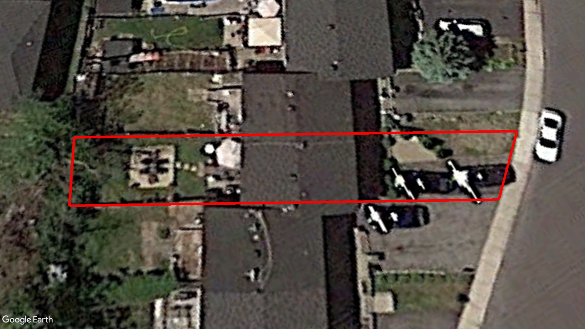 Tax Sale Montreal, Quebec - 040223-65