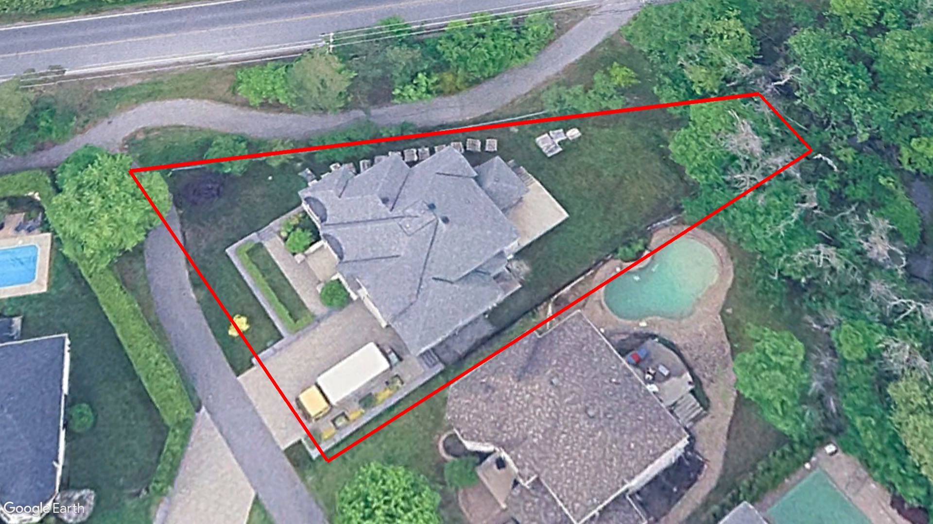 Tax Sale Montreal, Quebec - 050969-68