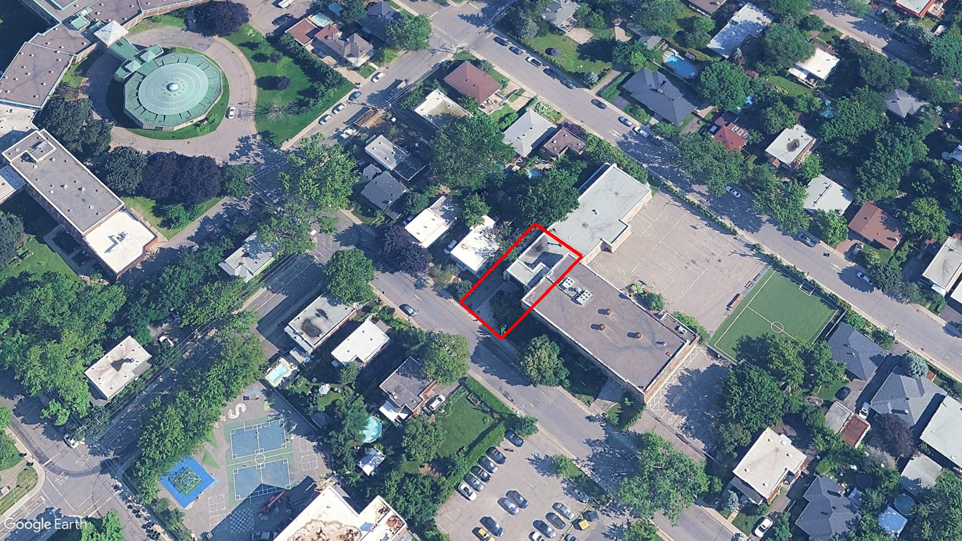 Tax Sale Montreal, Quebec - 741818-00