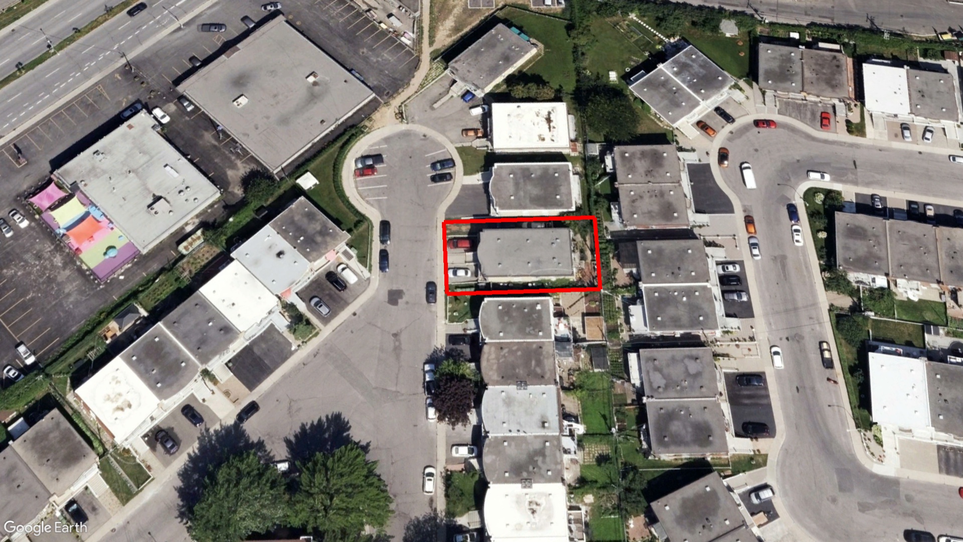 Tax Sale Montreal, Quebec - 040361-54