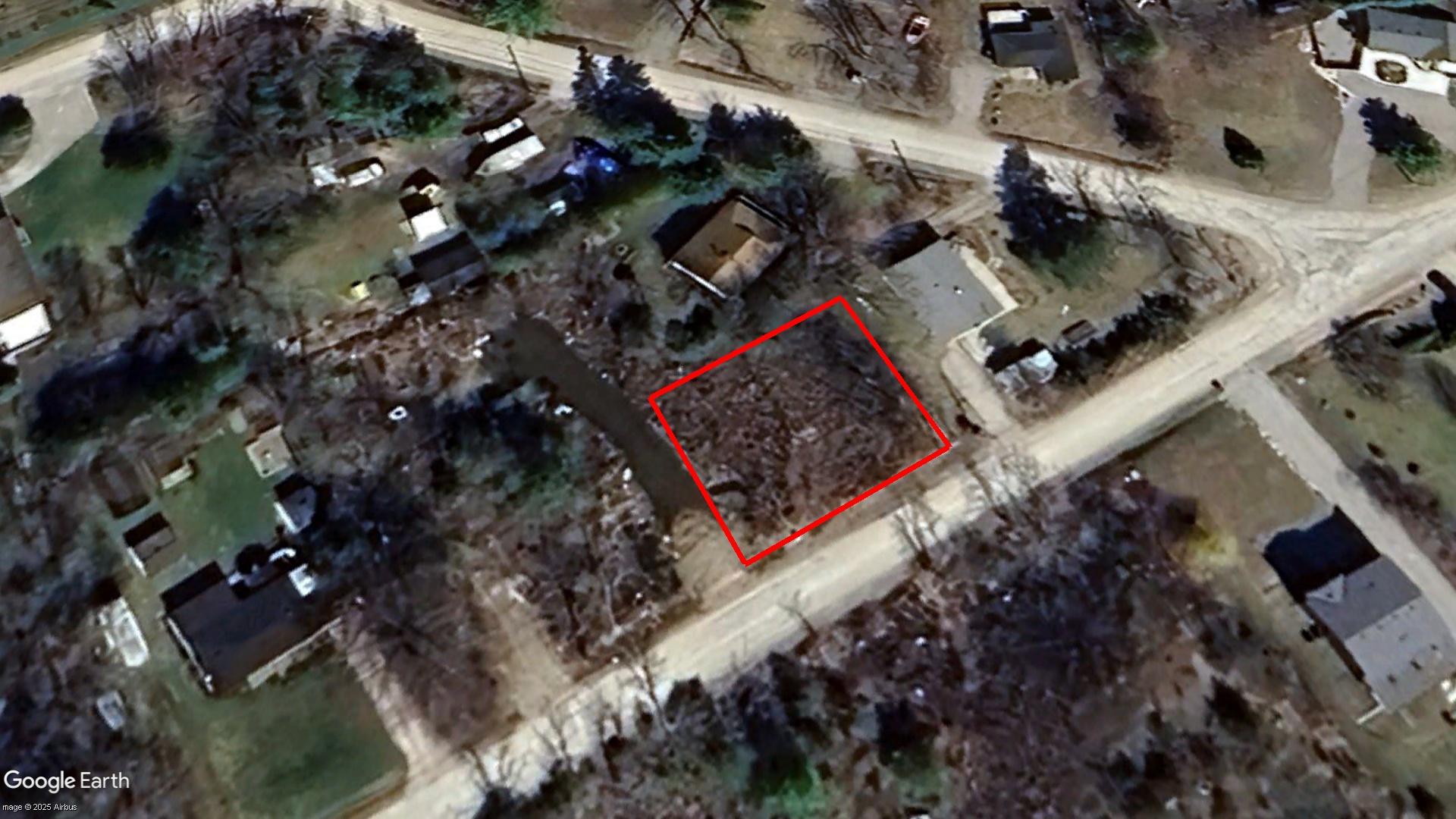 Tax Sale Tay, Ontario - 43 53 050 001 94400 0000