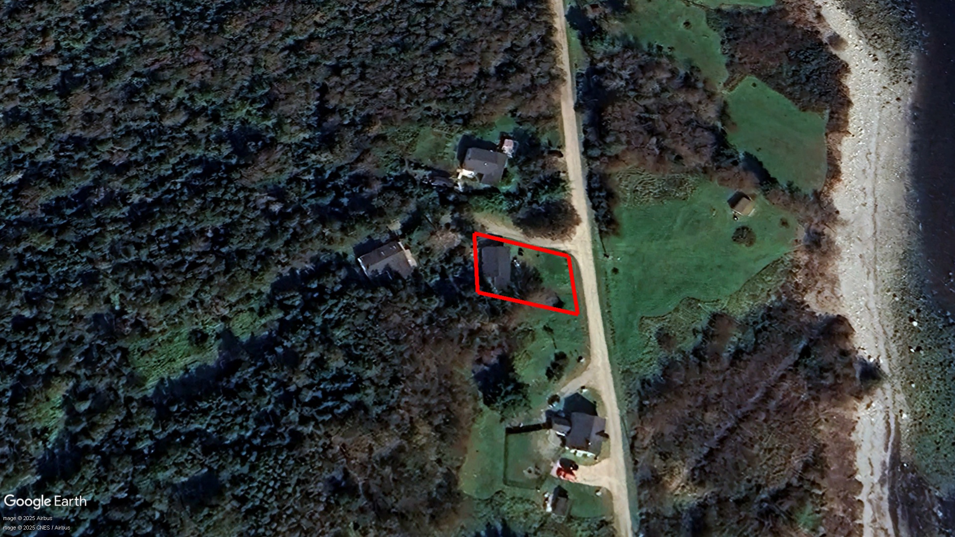 Tax Sale Shelburne, Nova Scotia - 02305763