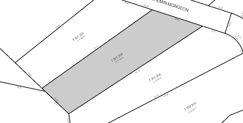 Tax Sale  Des-Collines-De-L'outaouais, Quebec - 9051-69-9334