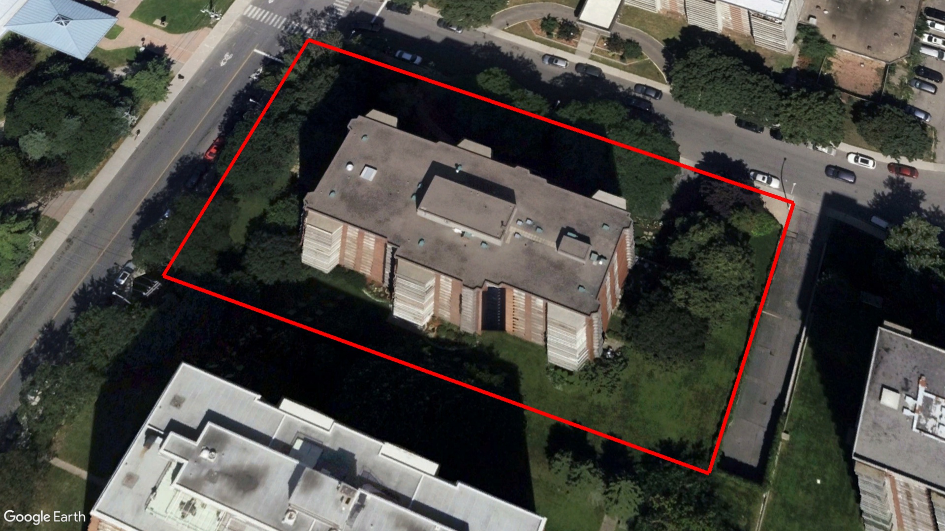 Tax Sale Montreal, Quebec - 040300-18