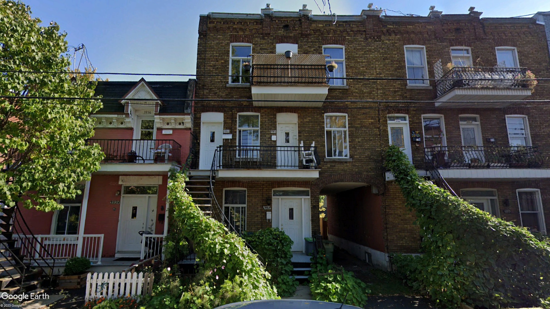 Tax Sale Montreal, Quebec - 010464-06