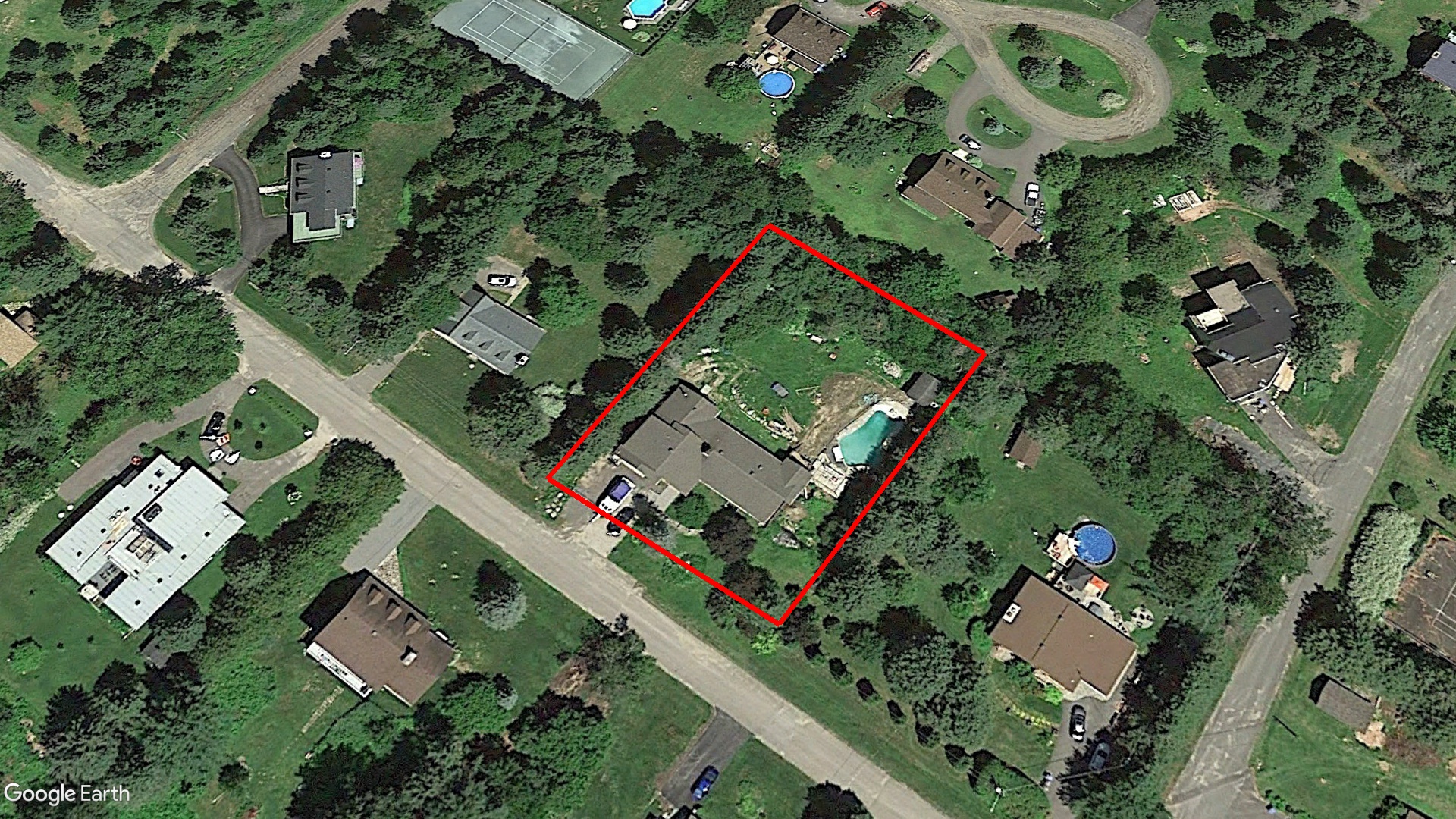 Tax Sale Les Pays-d'en-Haut, Quebec - 