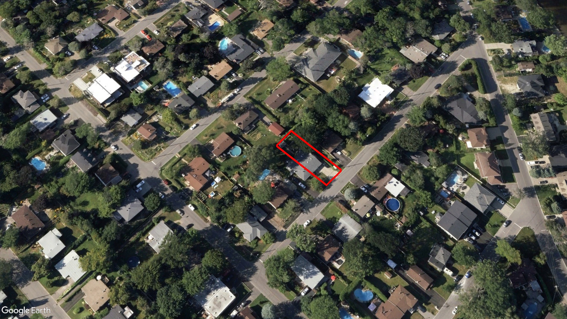 Tax Sale Montreal, Quebec - 040017-95