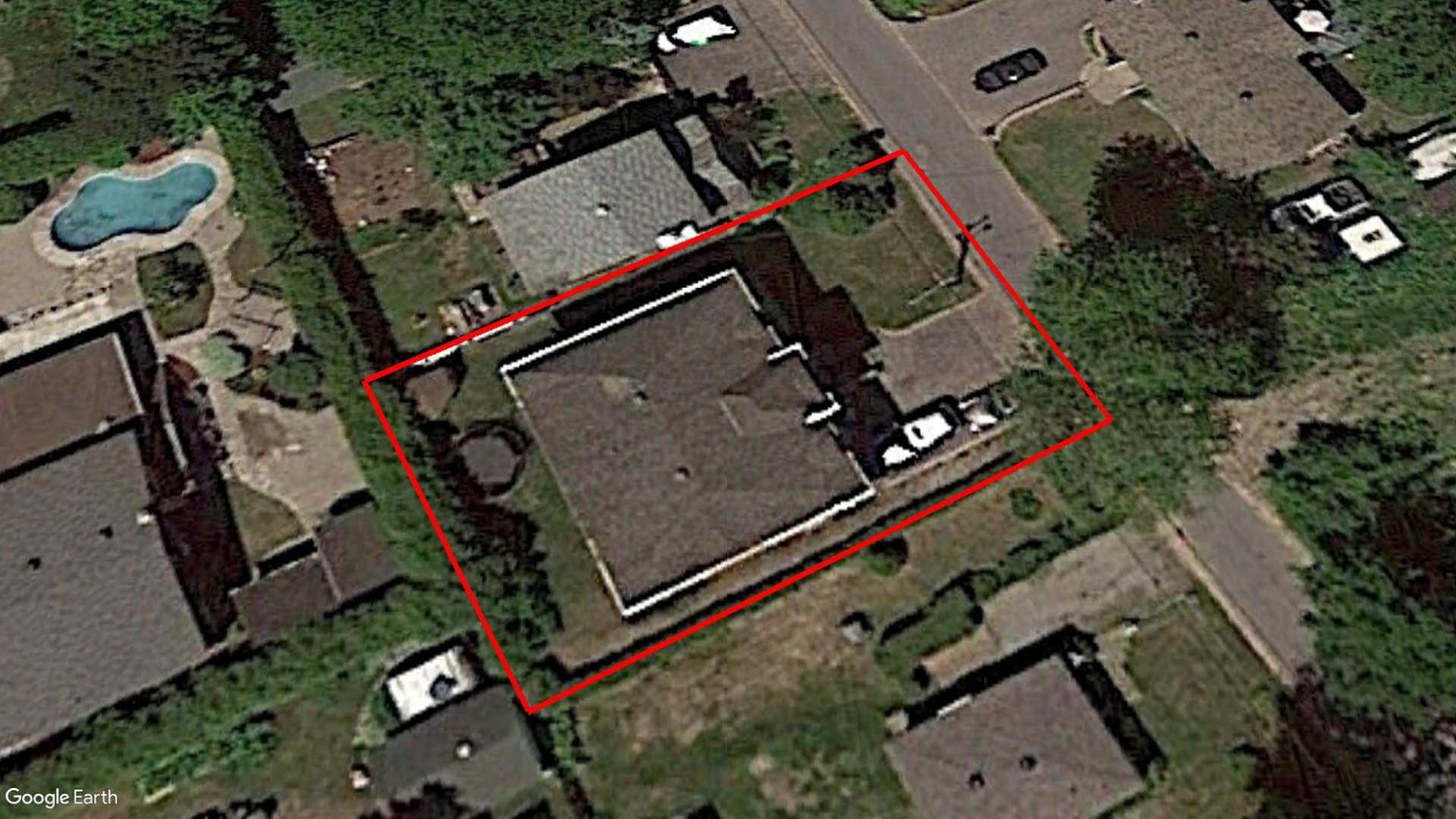 Tax Sale Montreal, Quebec - 051431-47