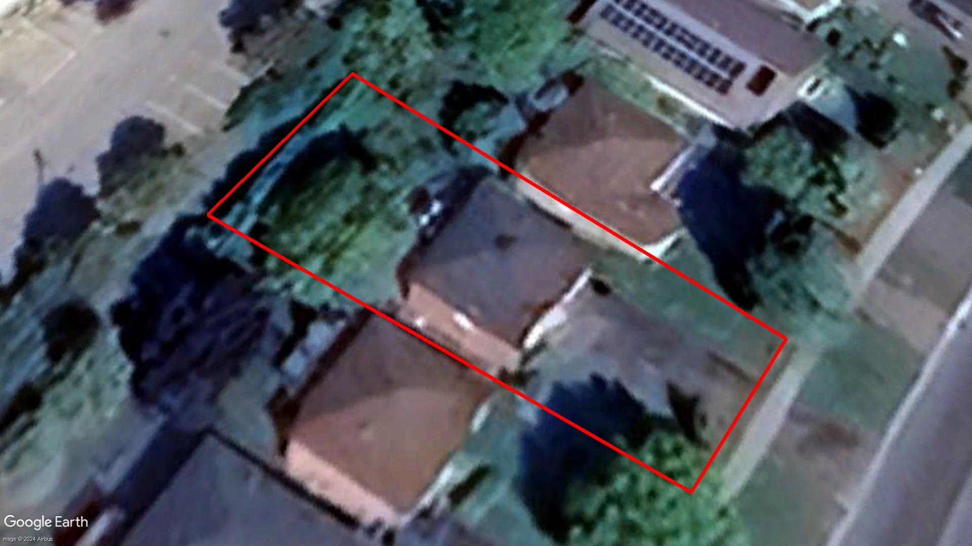 Tax Sale Peterborough, Ontario - 15 14 050 070 02074 0000