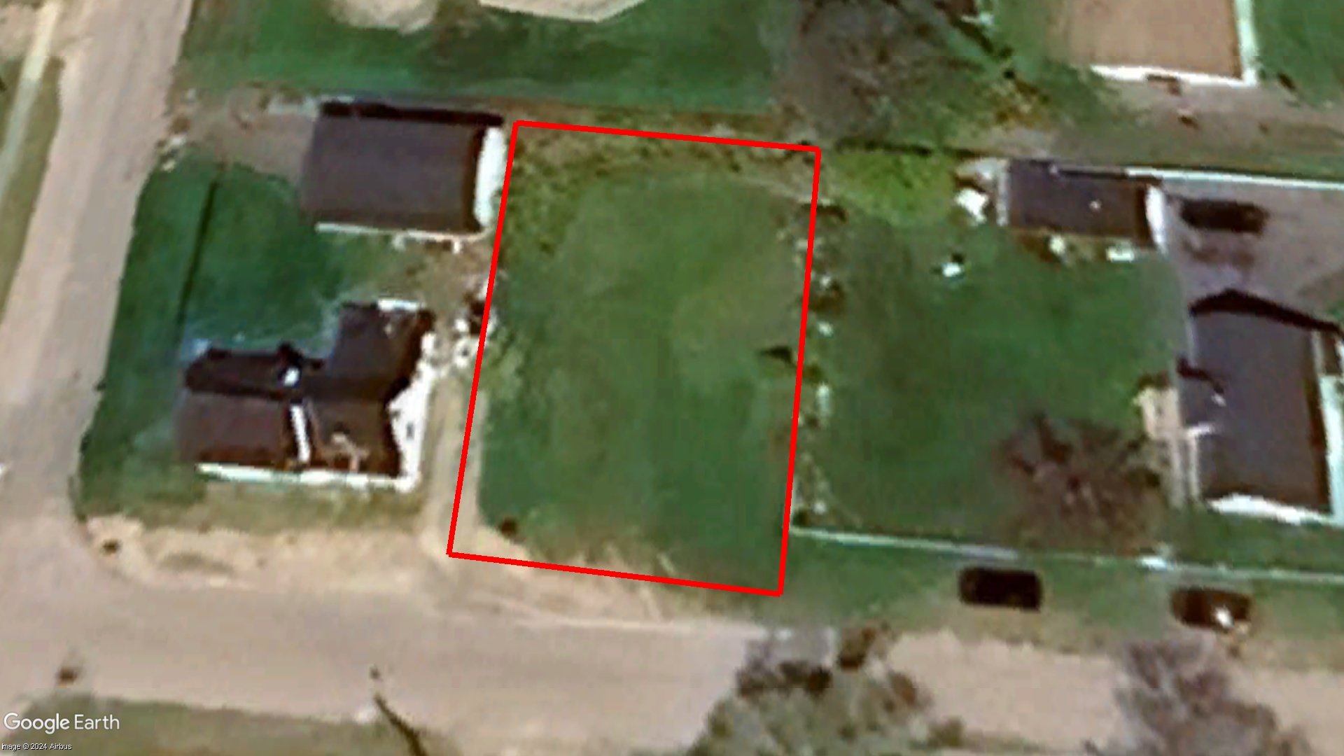 Tax Sale Yarmouth, Nova Scotia - 03361454