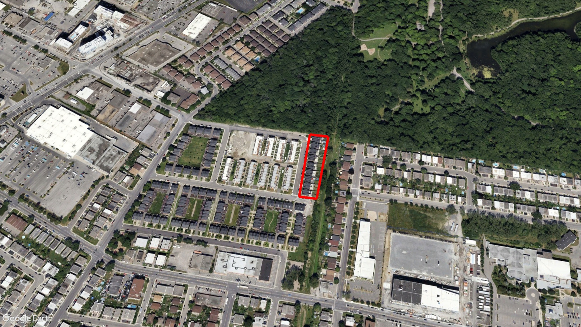 Tax Sale Montreal, Quebec - 052620-82