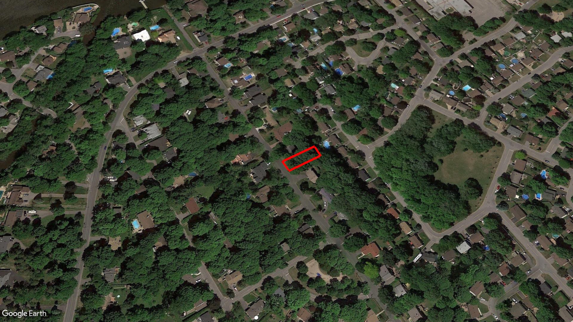 Tax Sale Montreal, Quebec - 040085-54