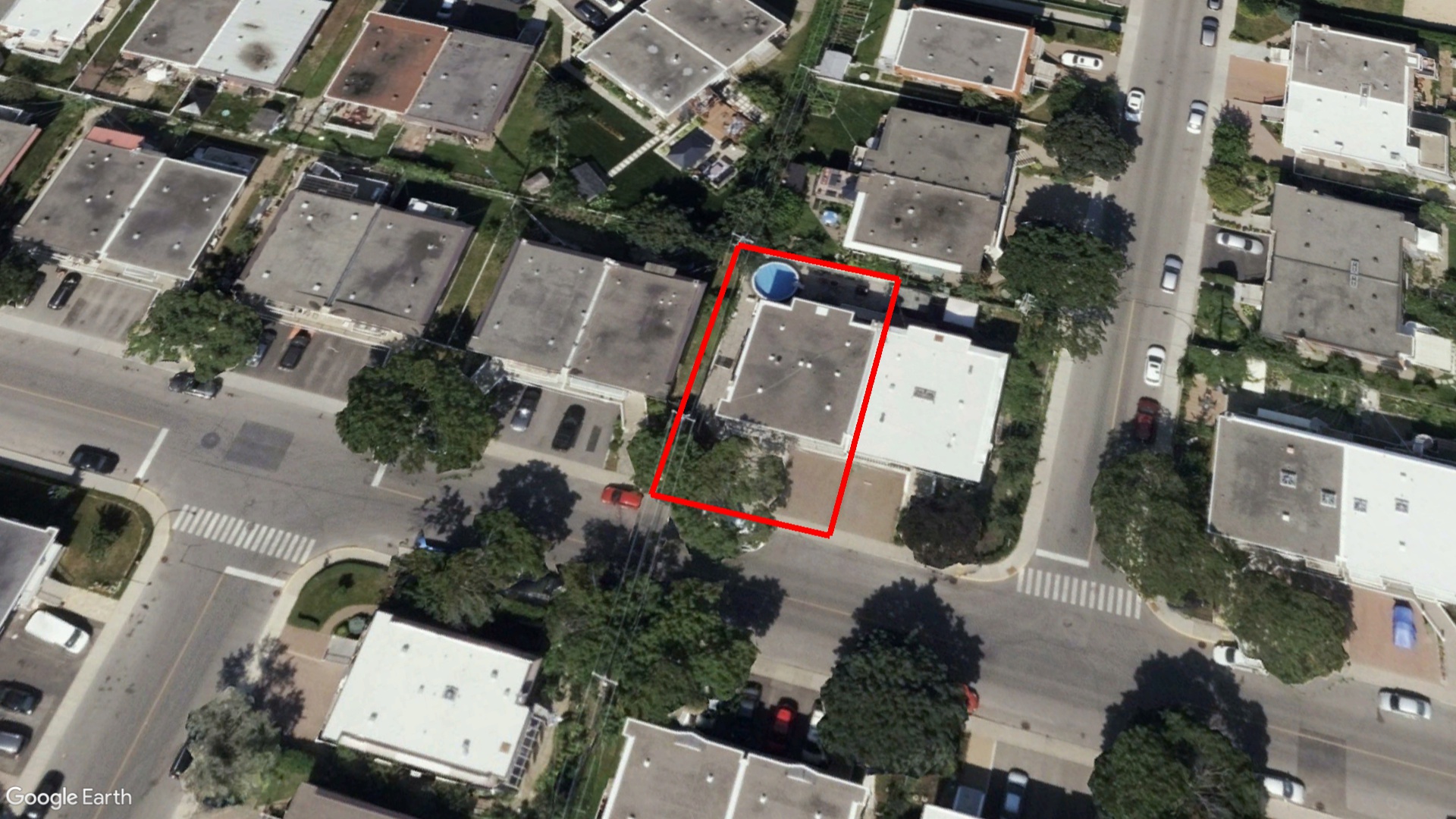 Tax Sale Montreal, Quebec - 020926-32