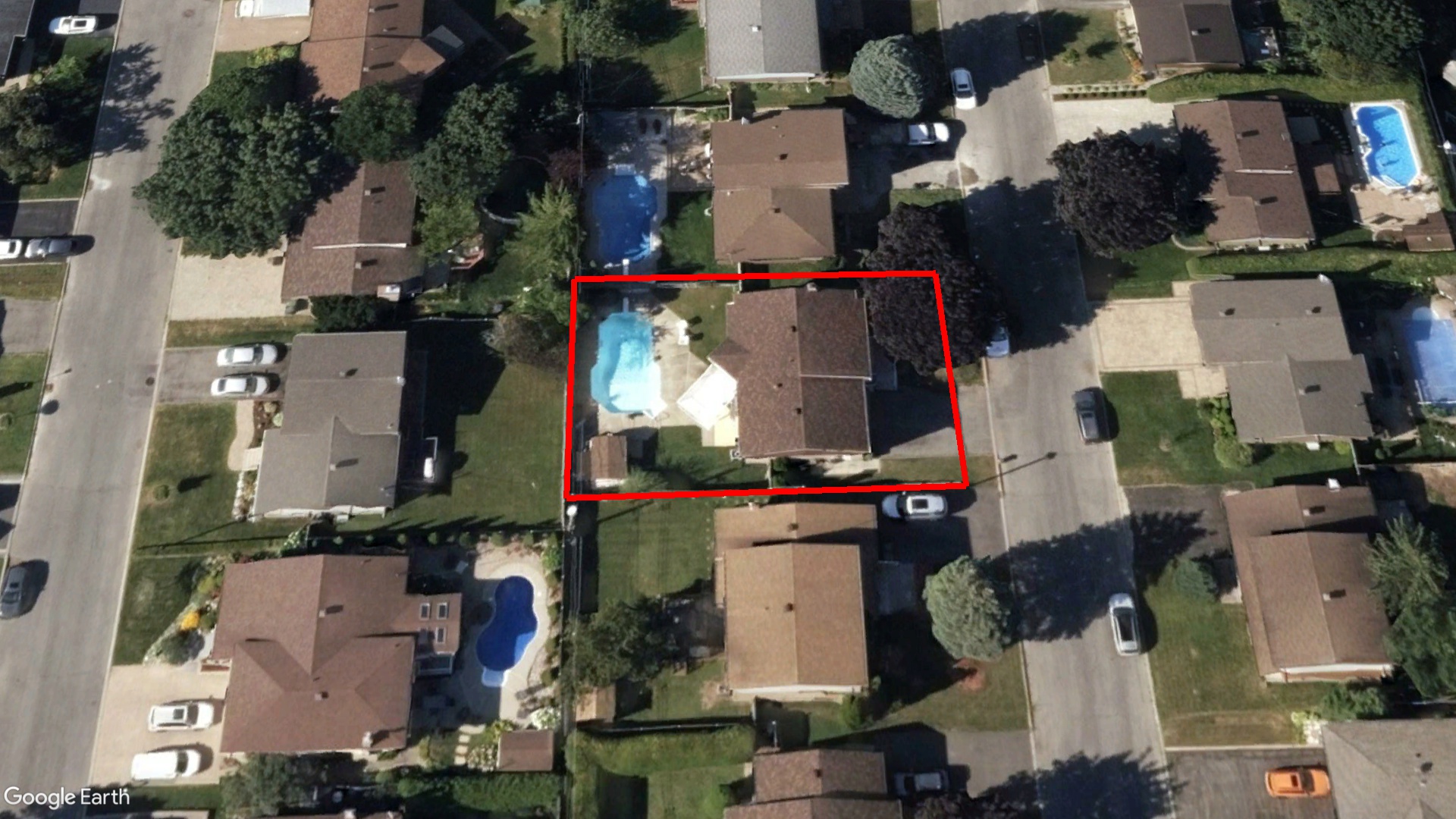 Tax Sale Montreal, Quebec - 040613-78