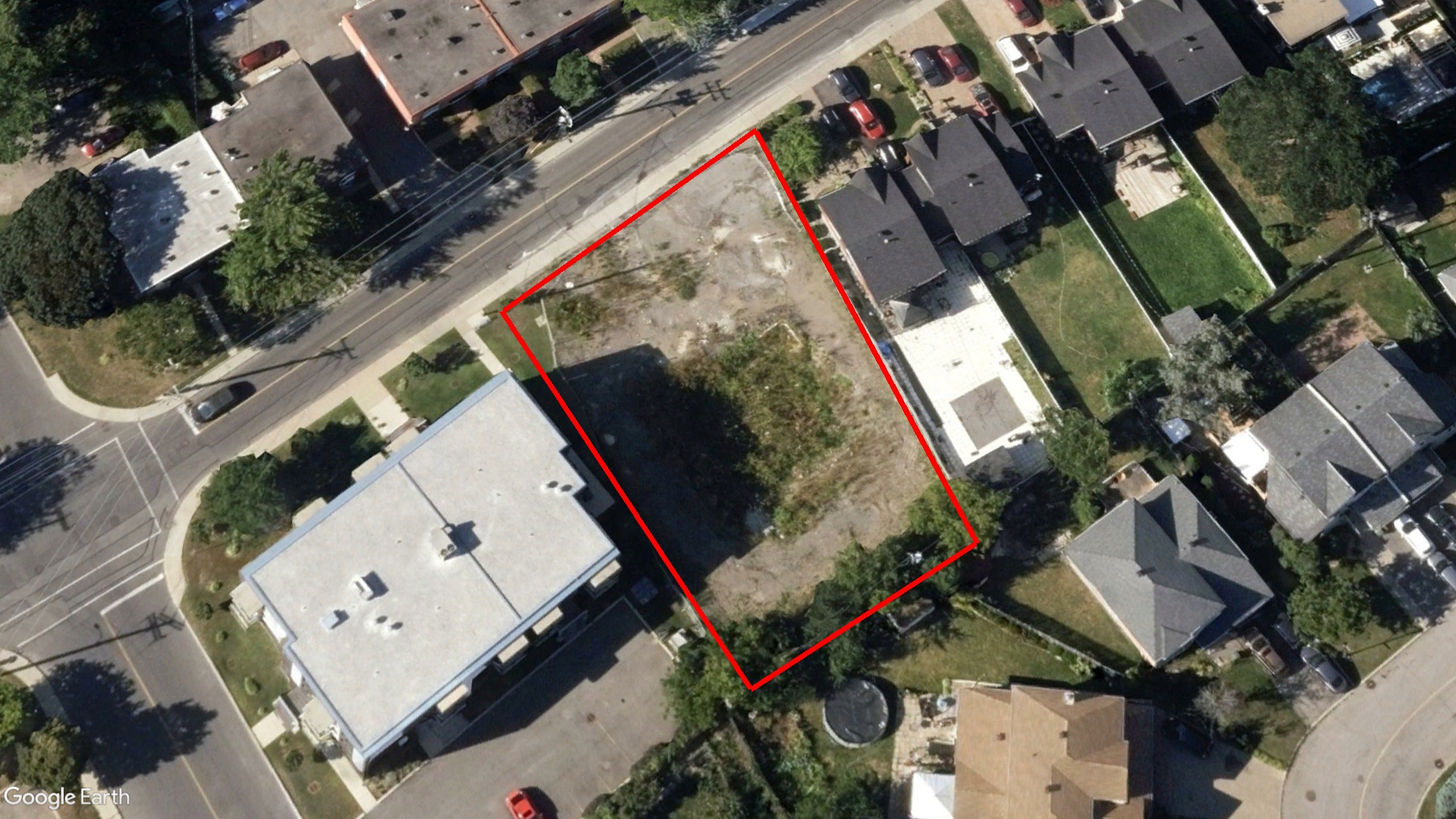 Tax Sale Montreal, Quebec - 040202-34