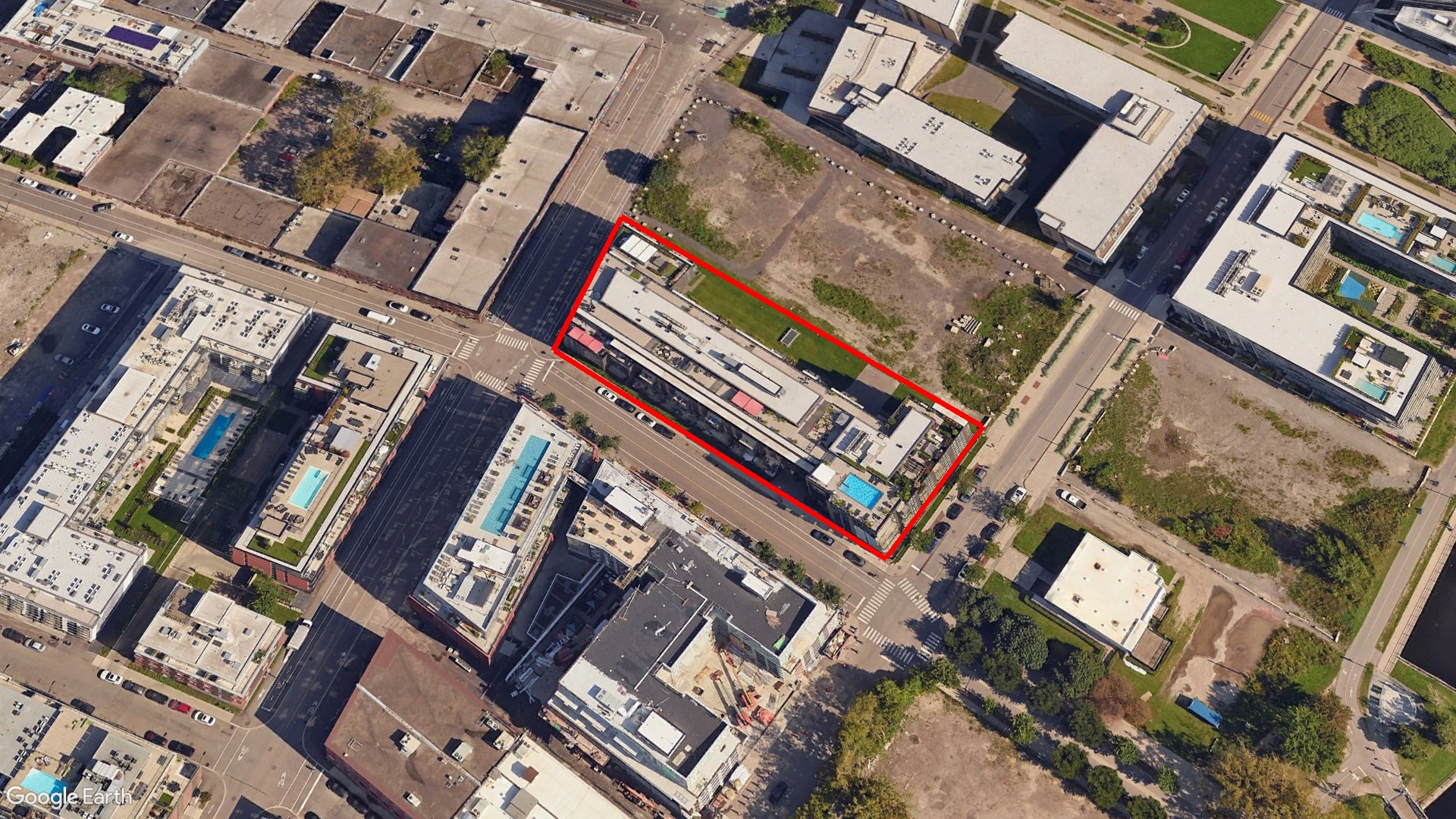 Tax Sale Montreal, Quebec - 120123-47