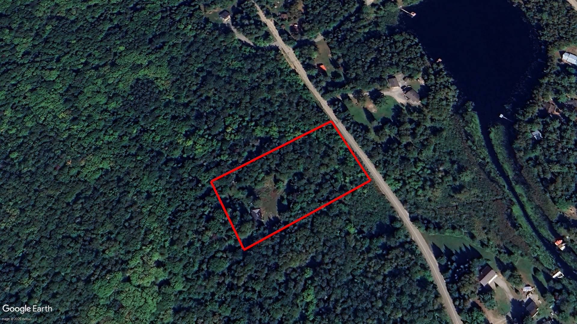 805, chemin du Lac-Lanthier Ouest, Rivière-Rouge (Qc.) J0T 1T0