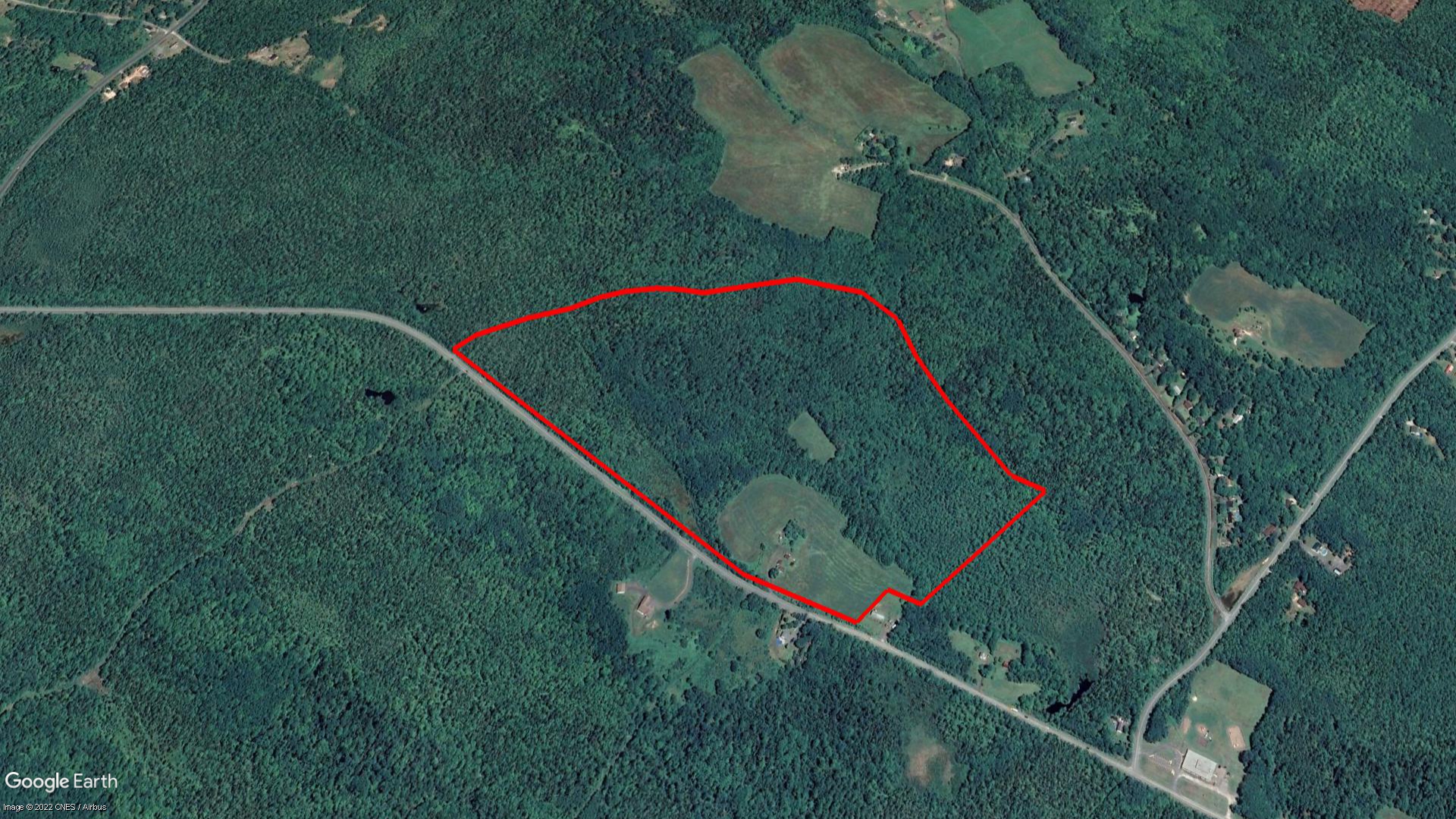 Tax Sale Lunenburg, Nova Scotia - 01690159