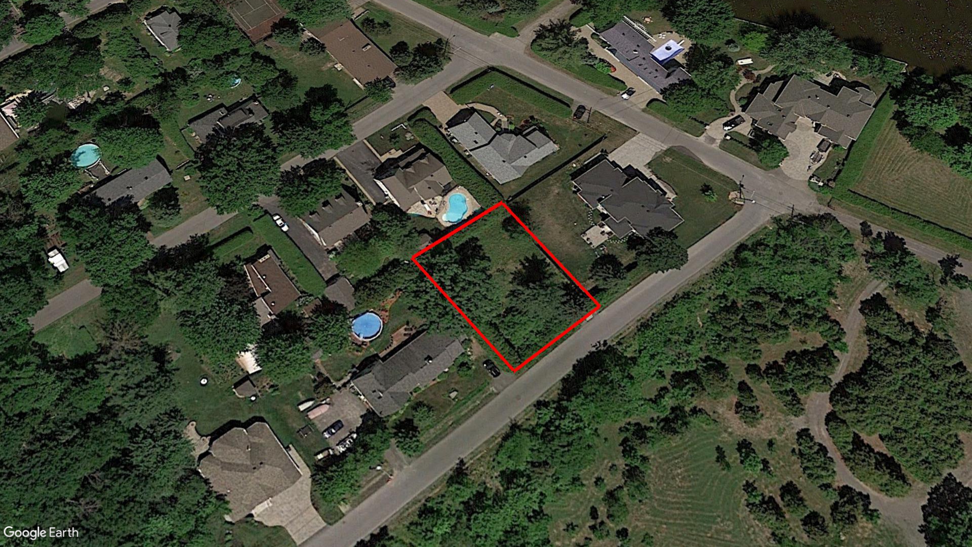 Tax Sale Montreal, Quebec - 051786-15