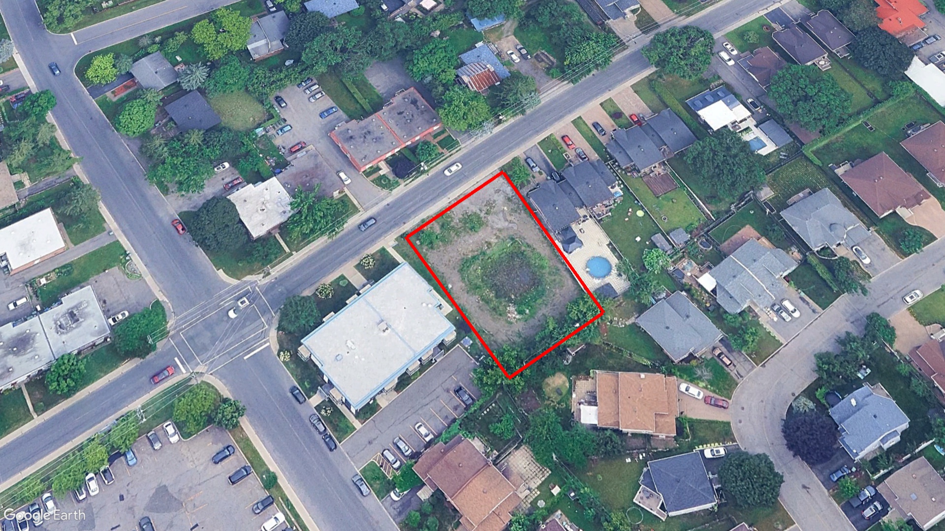 Tax Sale Montreal, Quebec - 040202-34