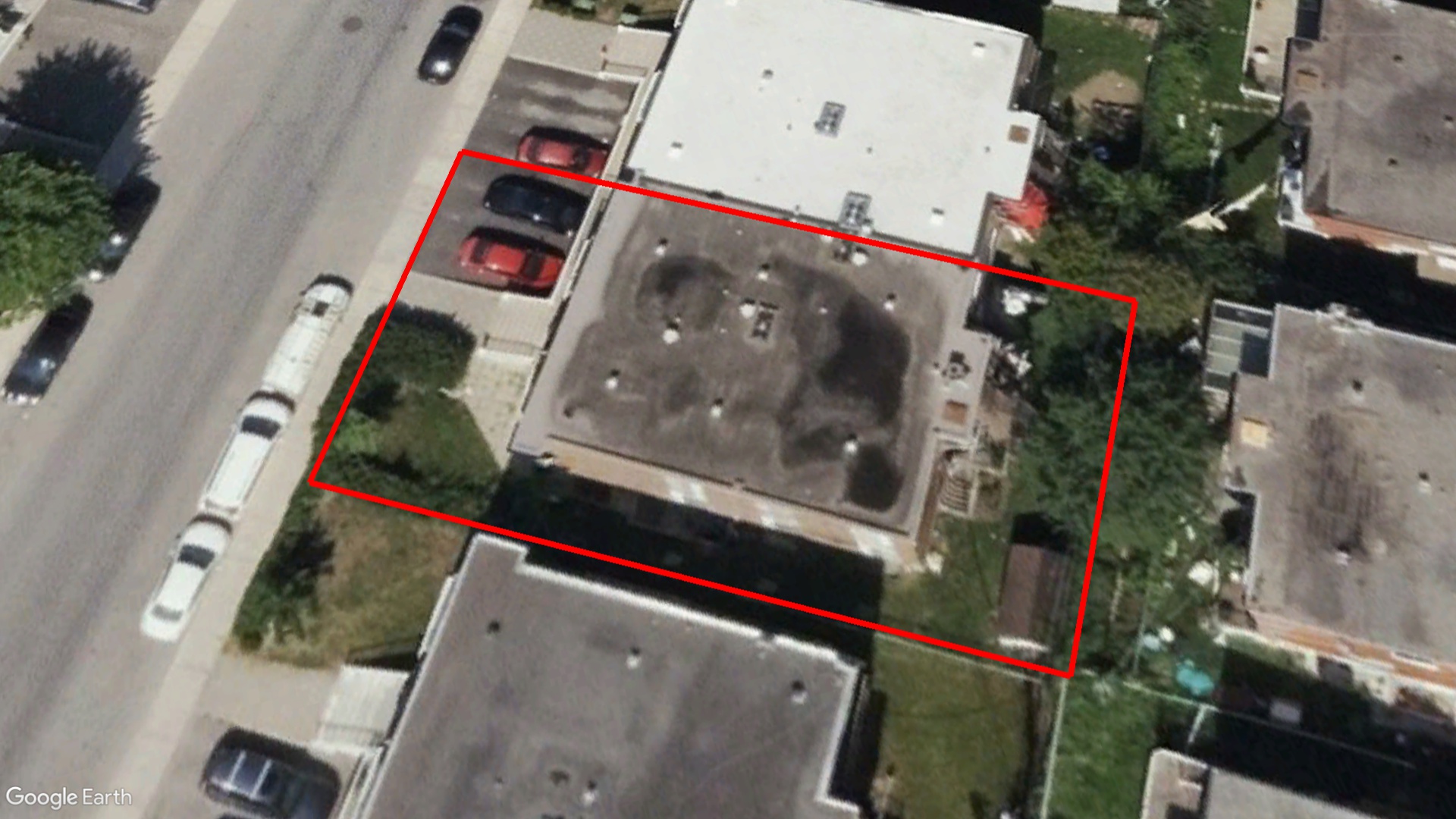 Tax Sale Montreal, Quebec - 020910-37