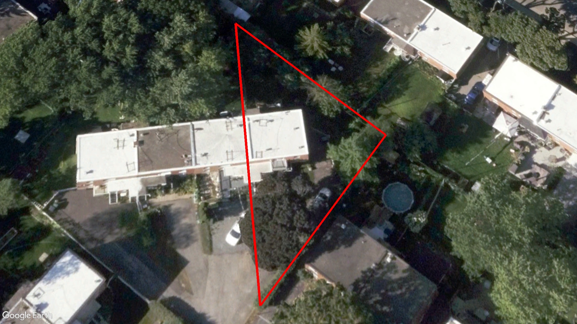 Tax Sale Montreal, Quebec - 040370-89