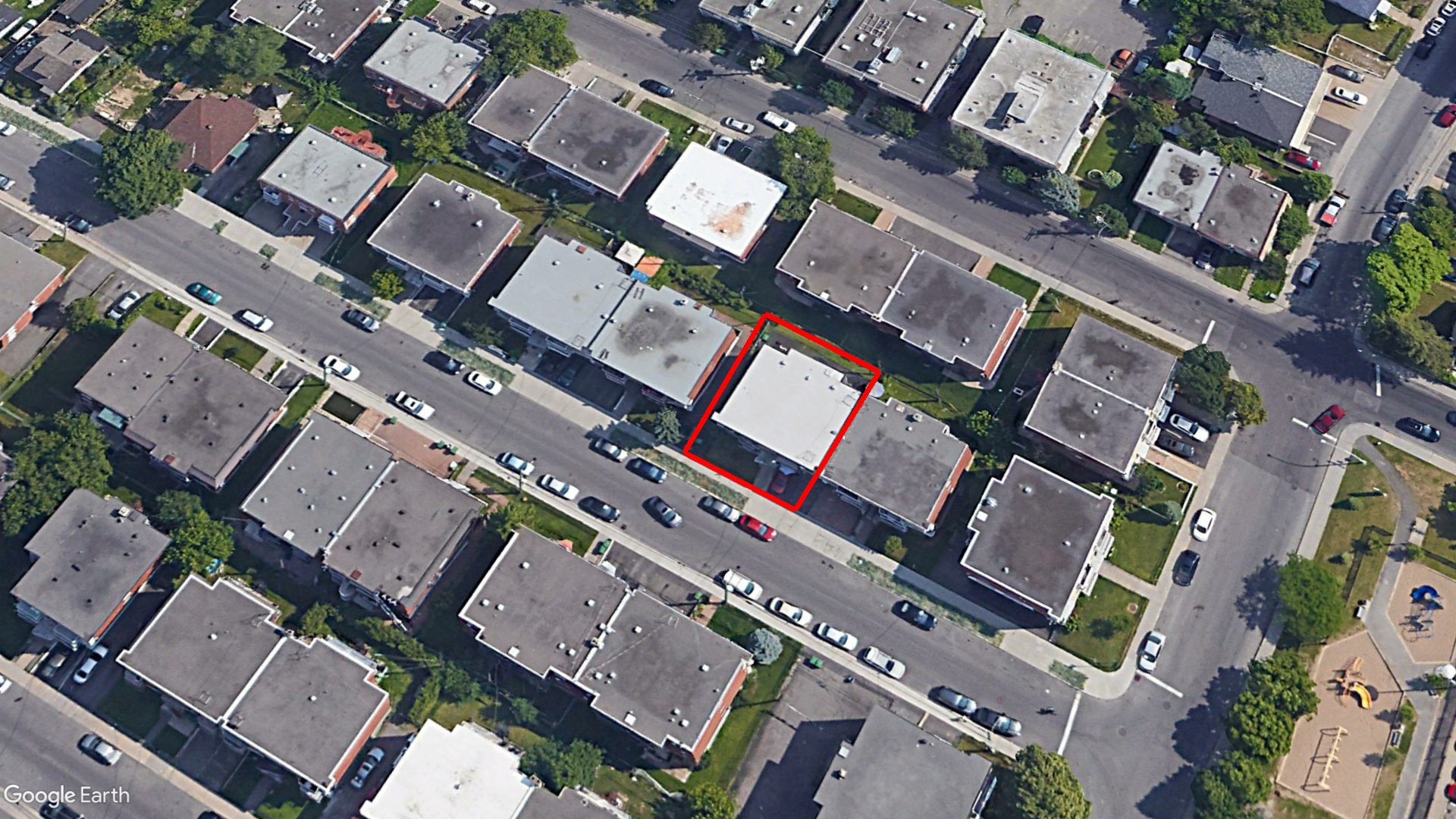 Tax Sale Montreal, Quebec - 020714-19