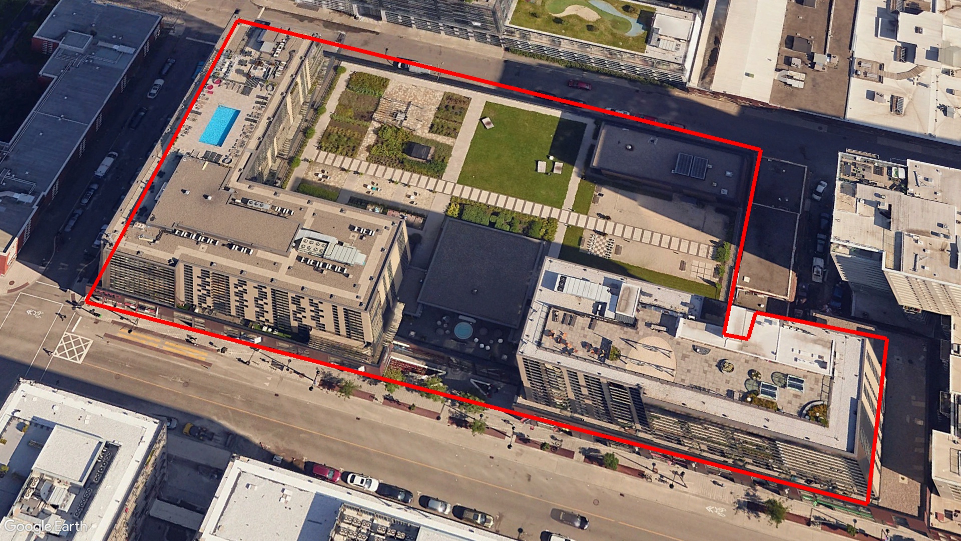 Tax Sale Montreal, Quebec - 120102-70