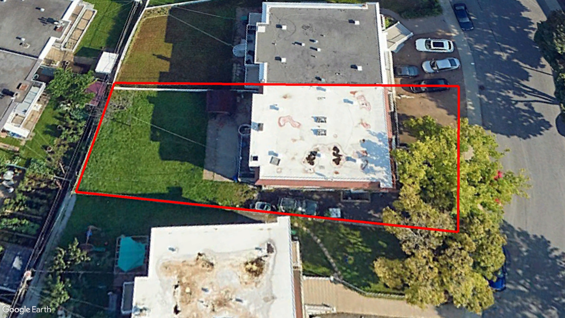 Tax Sale Montreal, Quebec - 020920-63