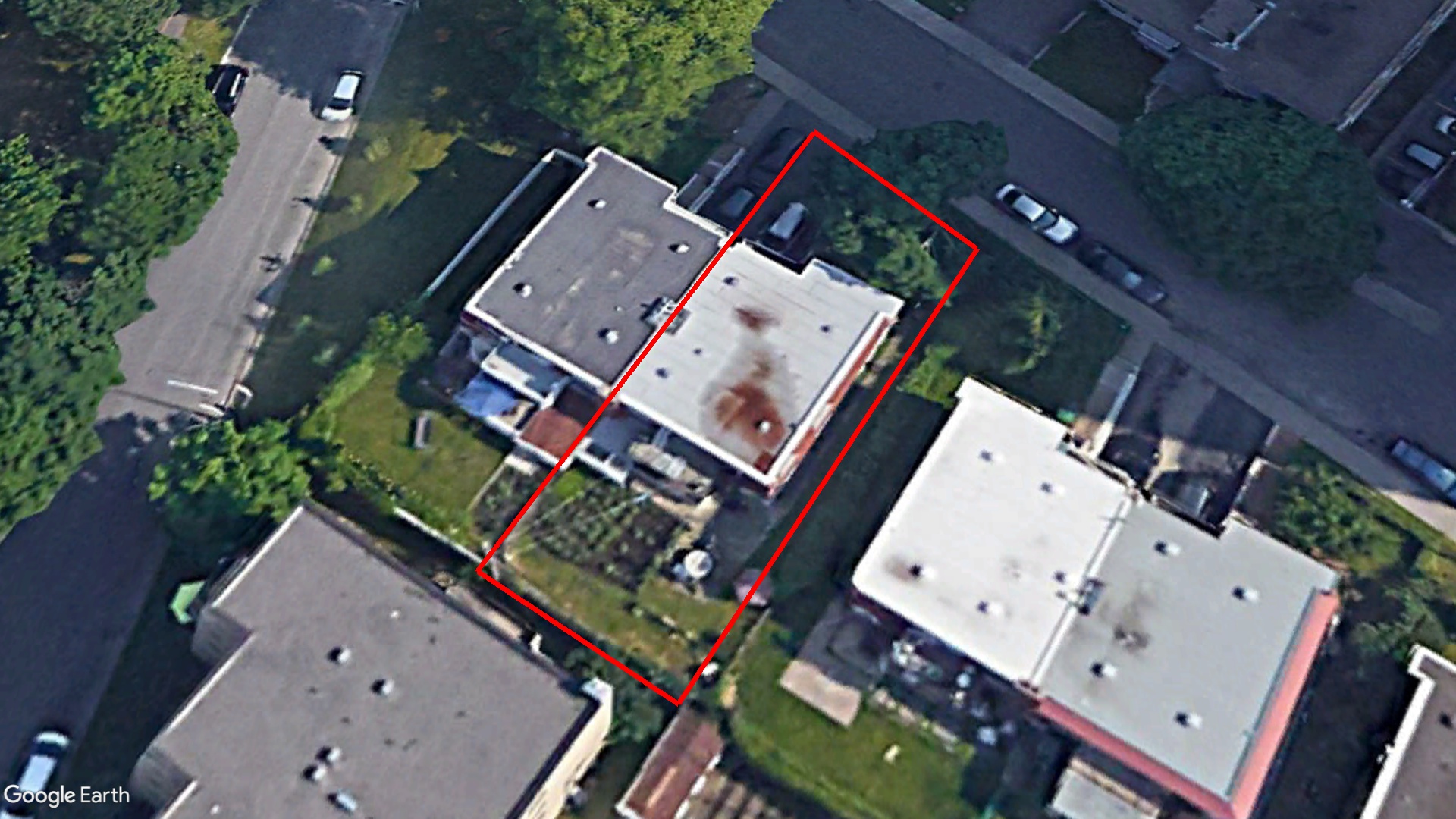 Tax Sale Montreal, Quebec - 020678-81 