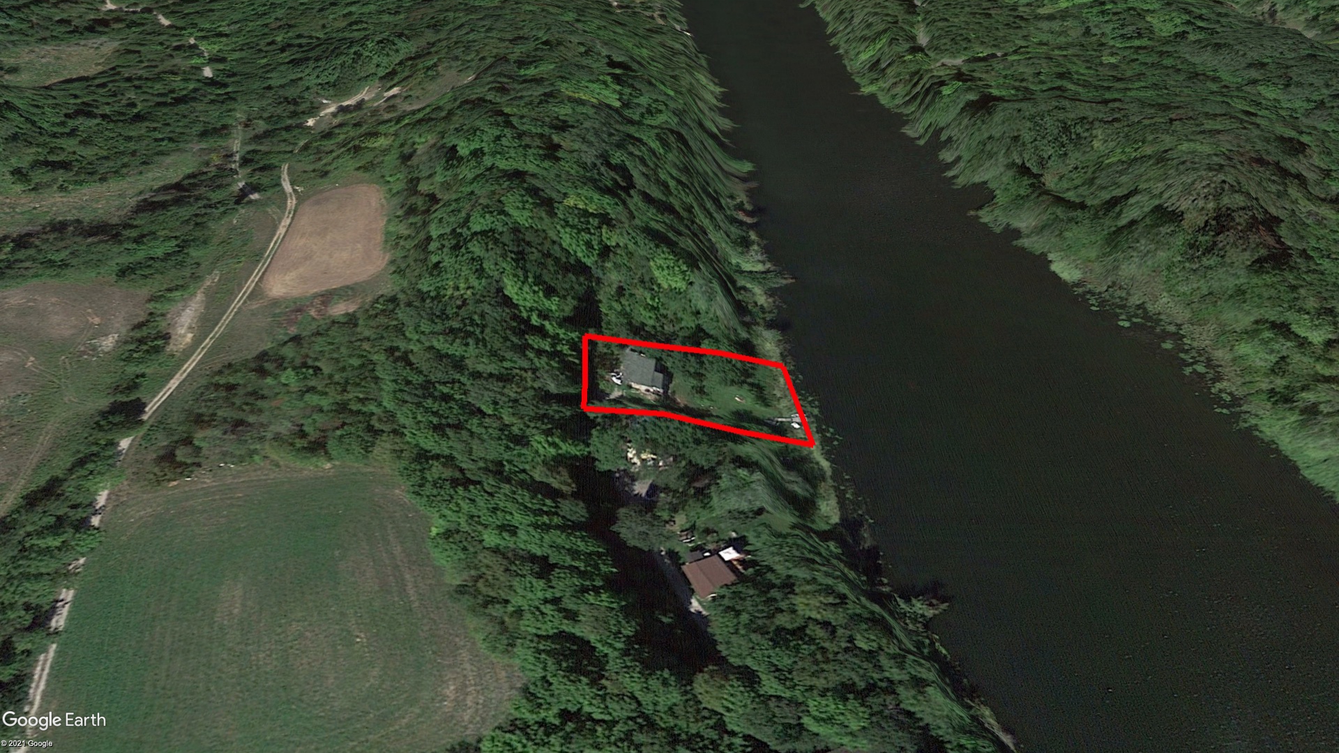 Tax Sale Tweed, Ontario - 12-31-328-010-01908-0000