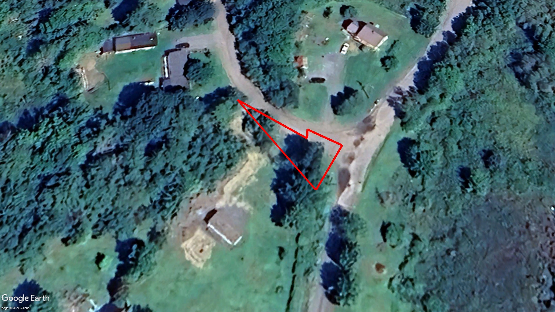 Tax Sale Lunenburg, Nova Scotia - 09873996