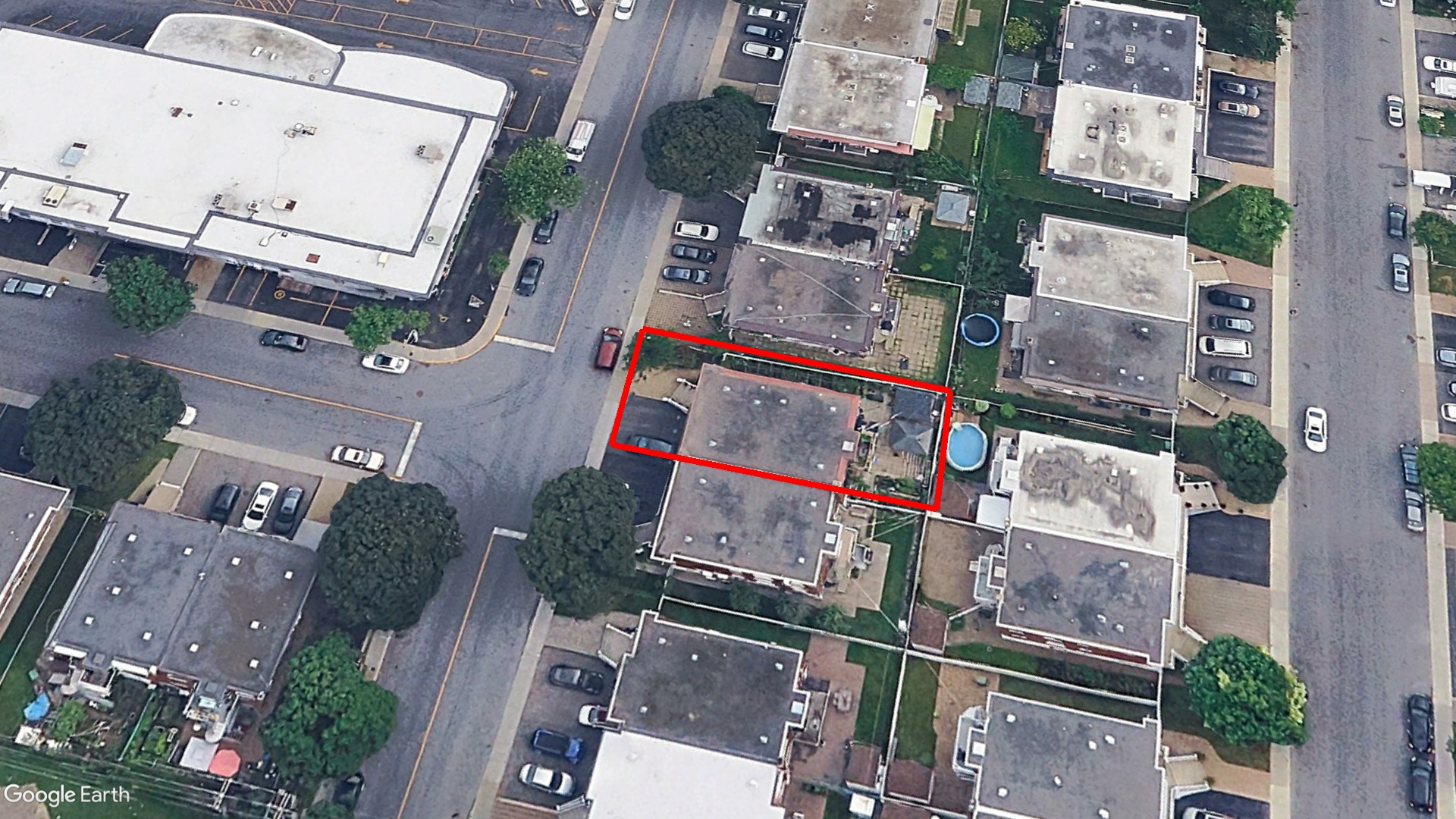 Tax Sale Montreal, Quebec - 020919-92