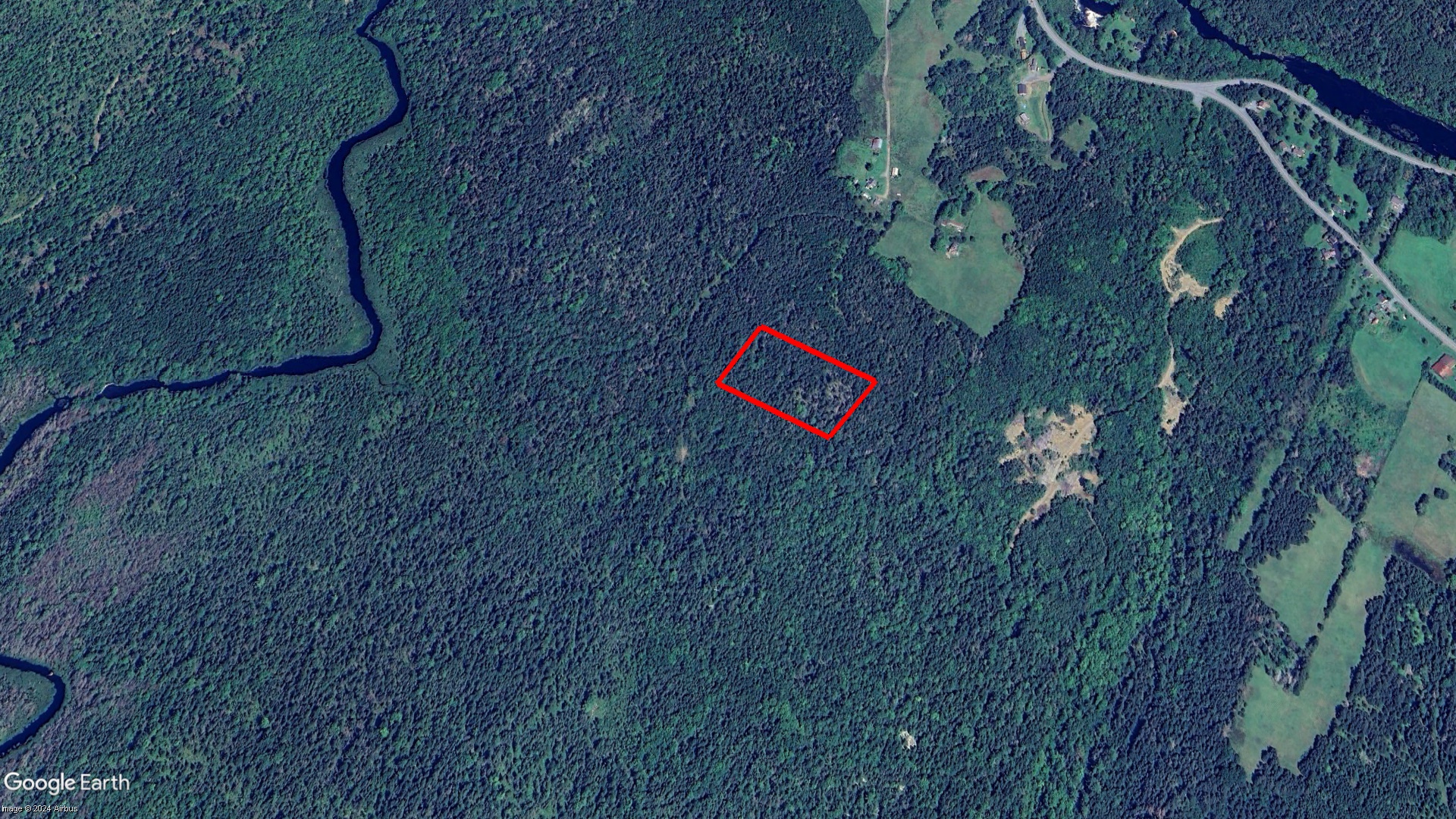 Tax Sale Lunenburg, Nova Scotia - 05336465