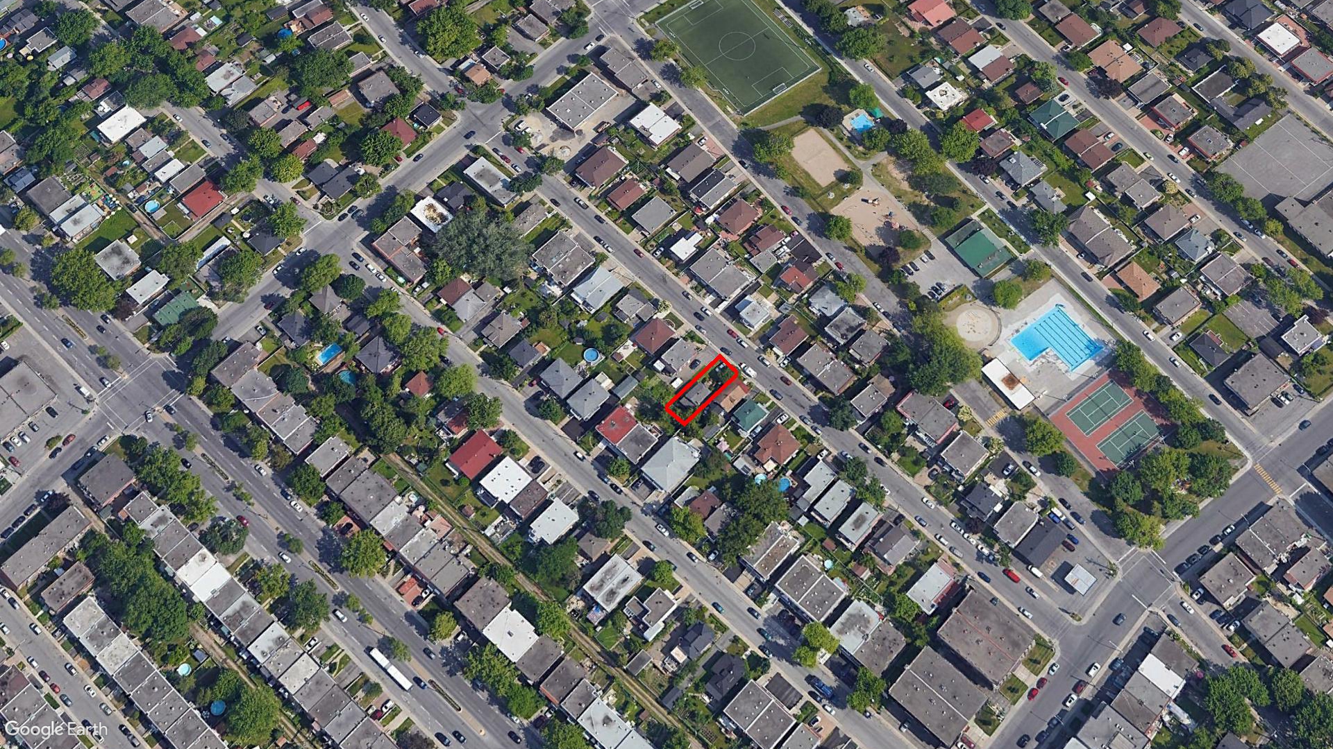 Tax Sale Montreal, Quebec - 020684-83