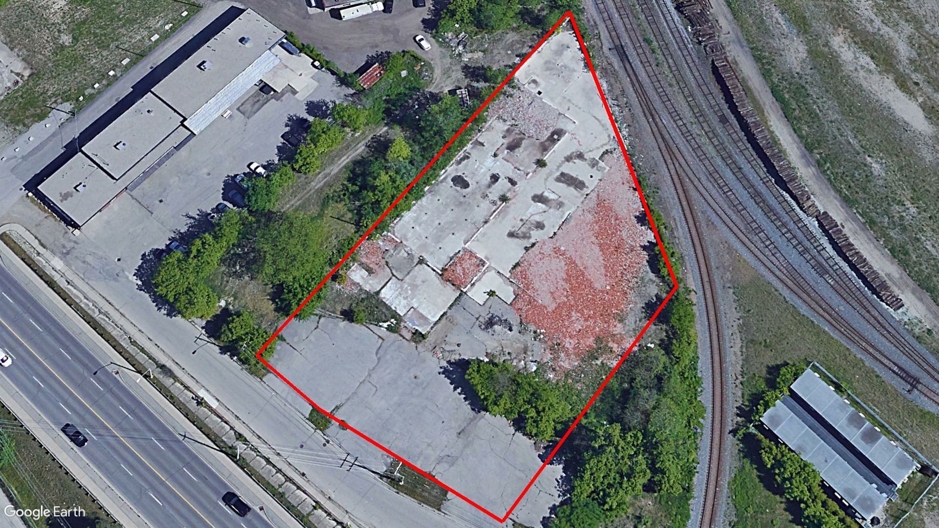 Tax Sale Cambridge, Ontario - 30 06 030 007 00400 0000