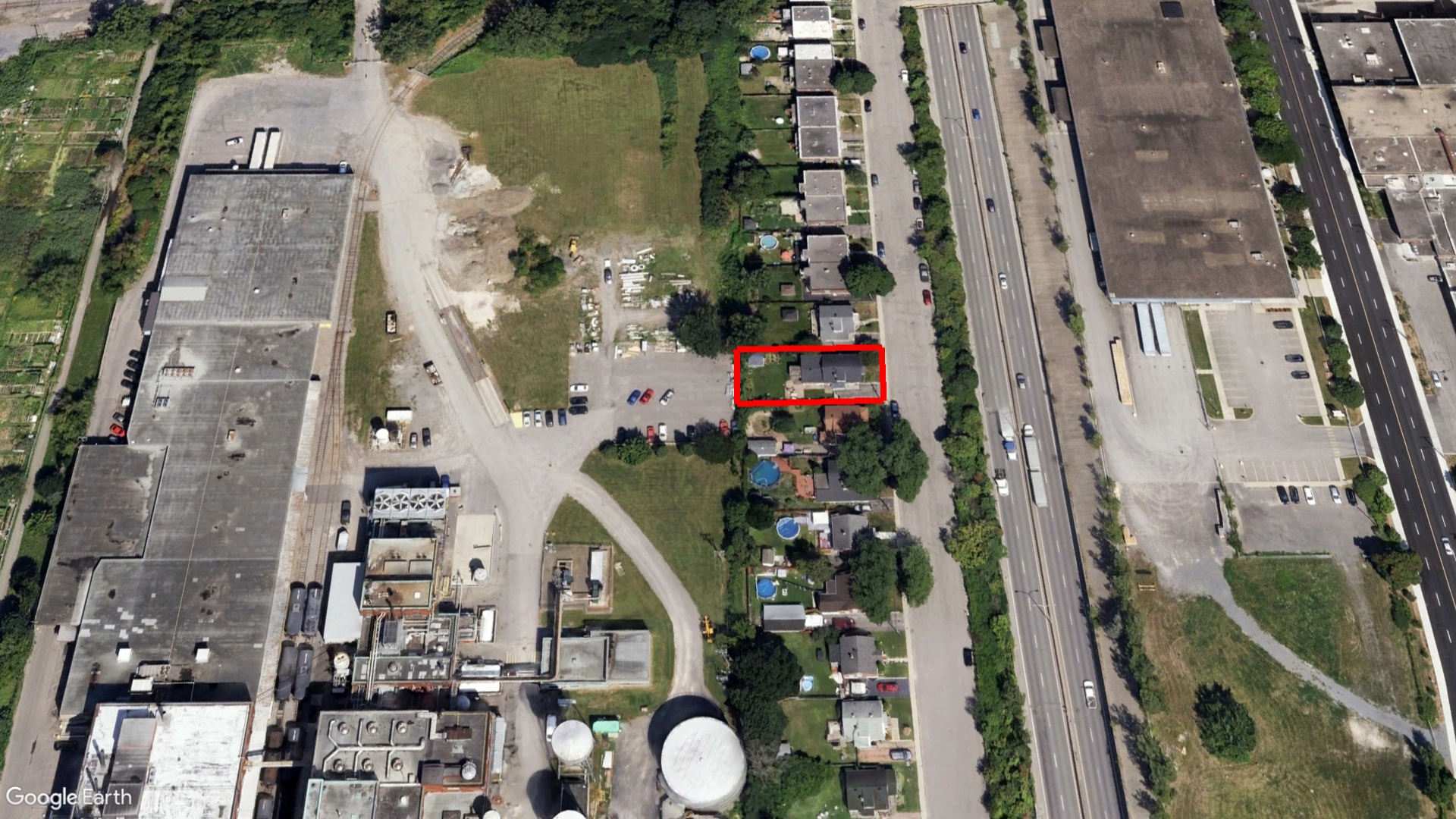 Tax Sale Montreal, Quebec - 040250-34