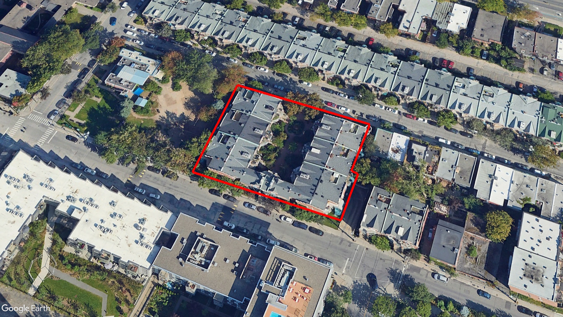 Tax Sale Montreal, Quebec - 530058-02