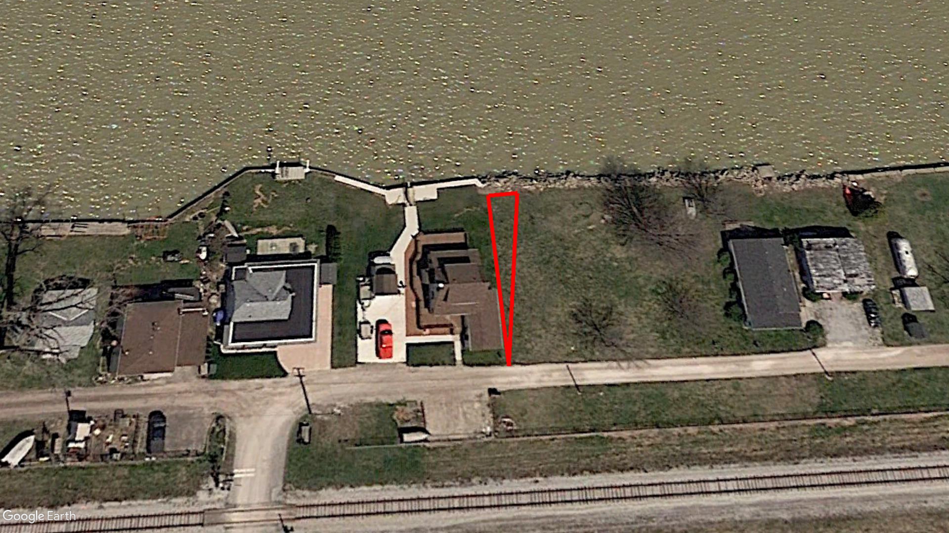 St. Clair Road, Lakeshore