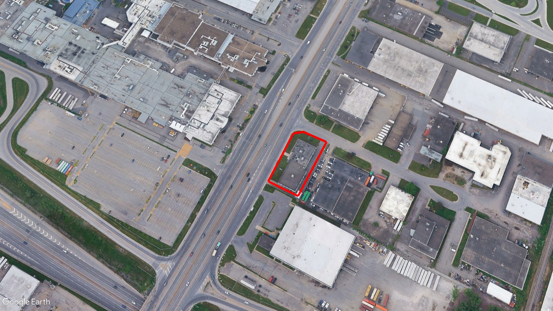 Tax Sale Montreal, Quebec - 041302-54