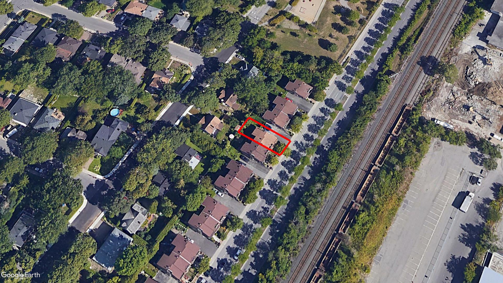 Tax Sale Montreal, Quebec - 471883-90