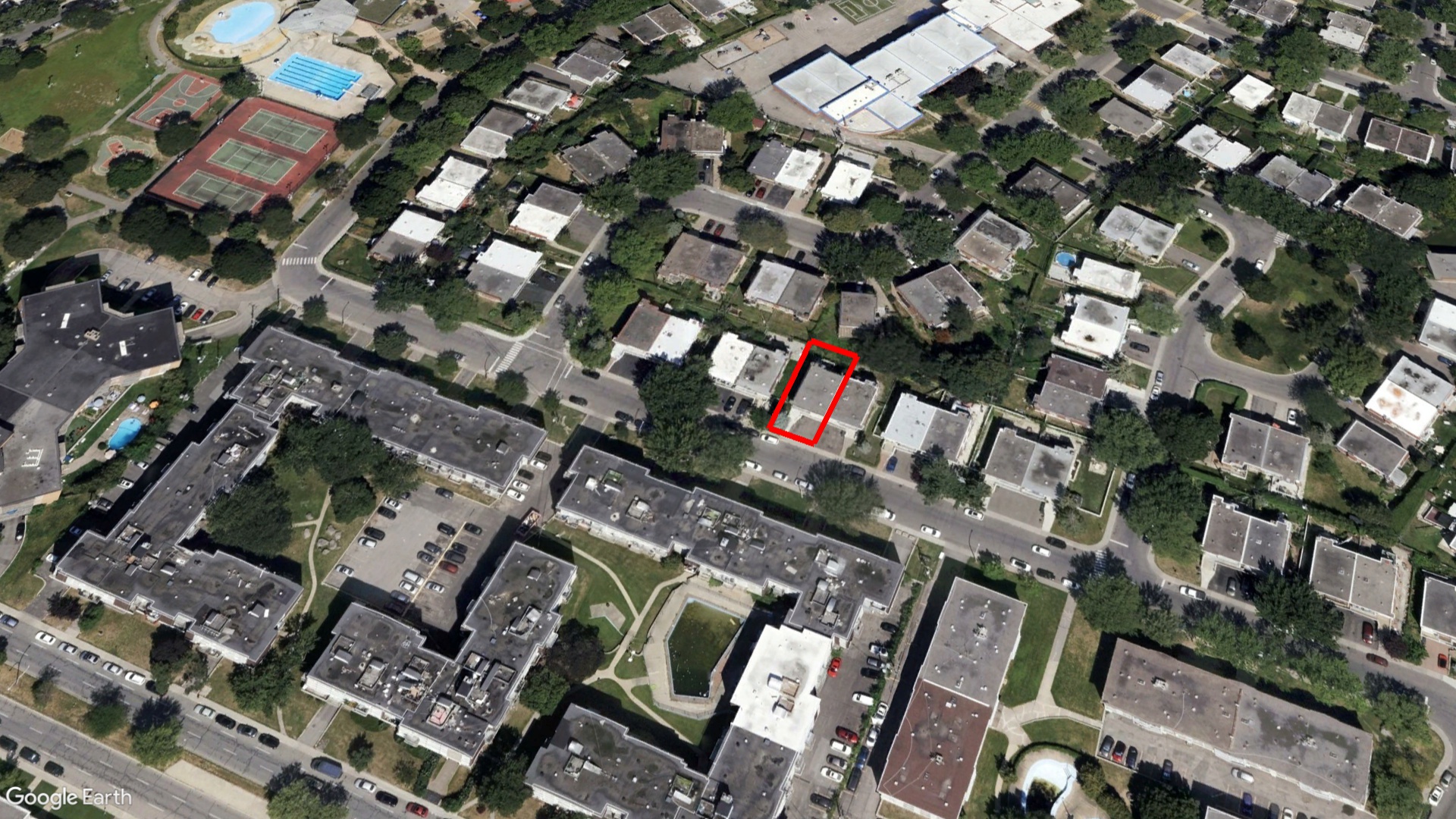 Tax Sale Montreal, Quebec - 040201-12