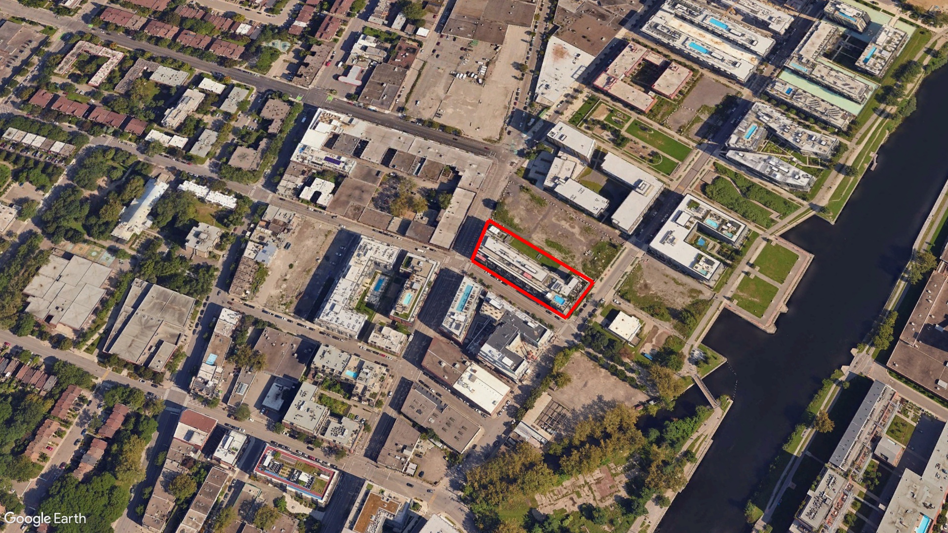 Tax Sale Montreal, Quebec - 120123-47