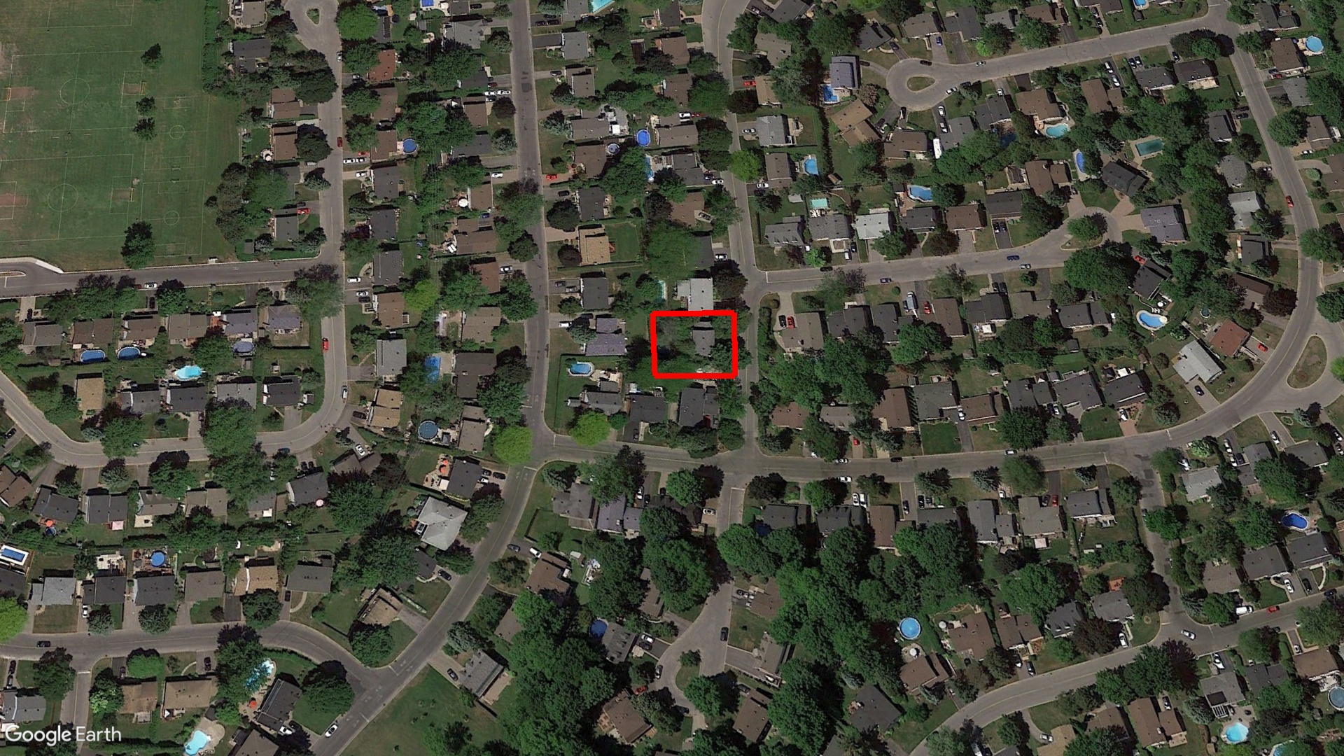 Tax Sale Montreal, Quebec - 040096-46