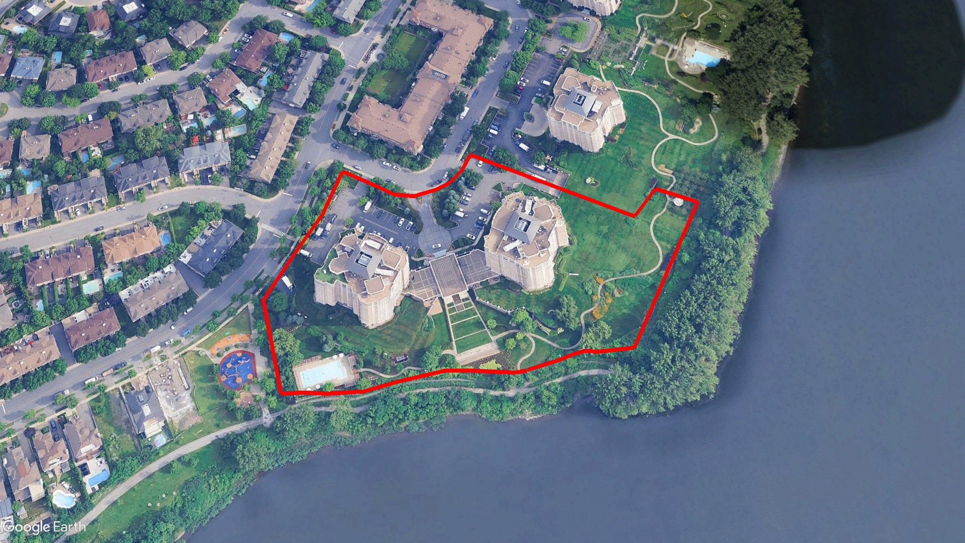 Tax Sale Montreal, Quebec - 051330-47